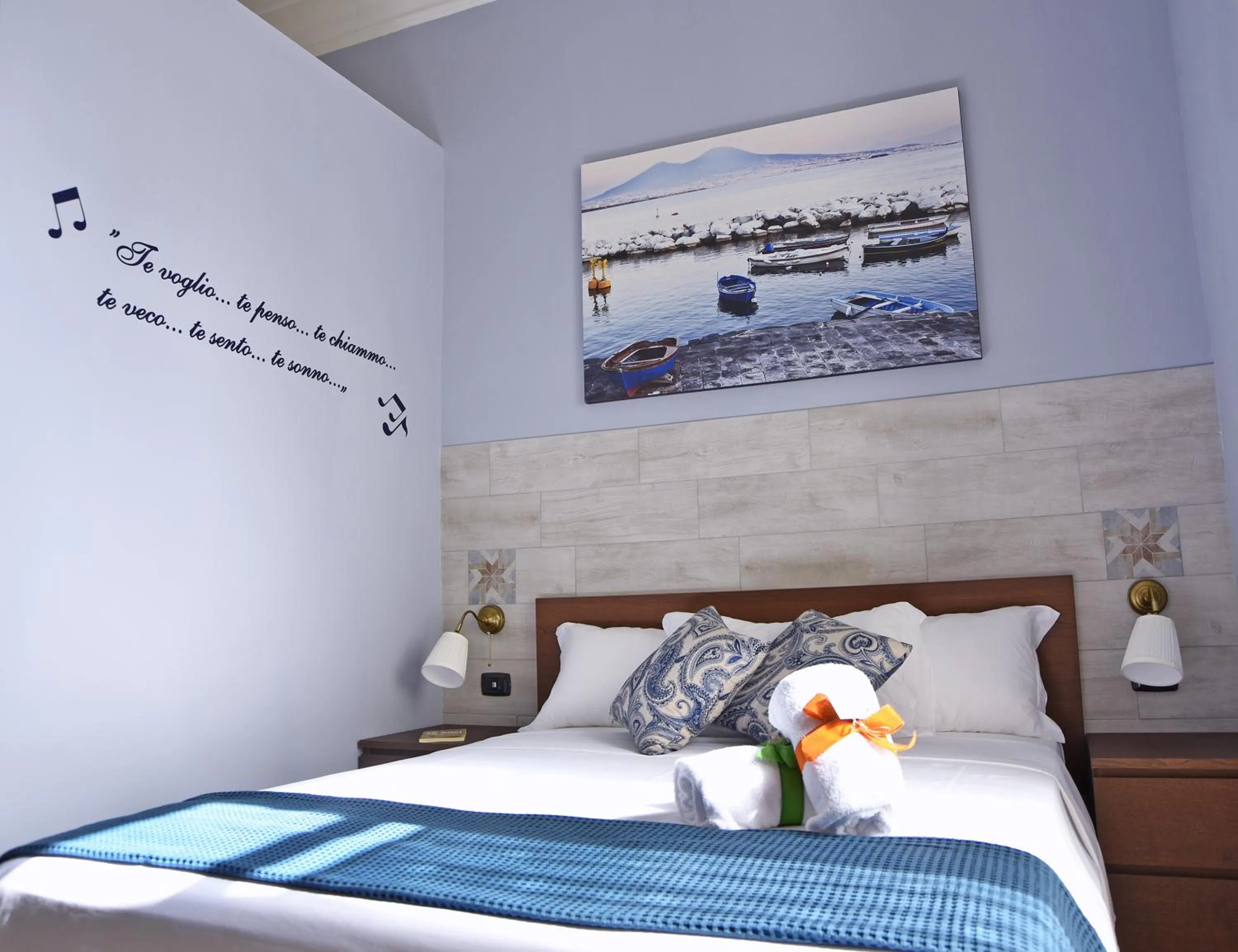 Bedroom, Bed in La Dimora Luca Giordano