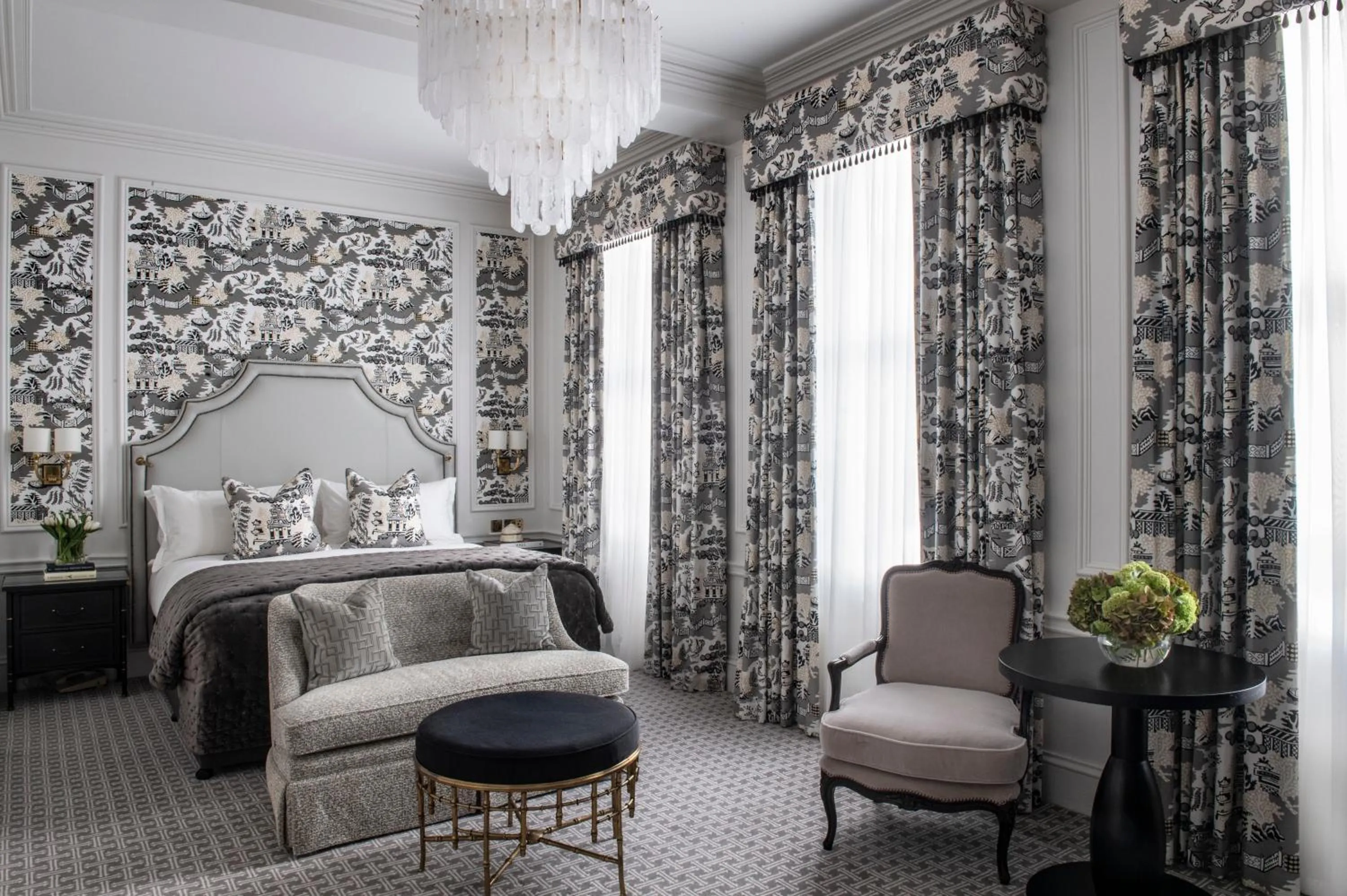 Bedroom, Bed in The Kensington Hotel