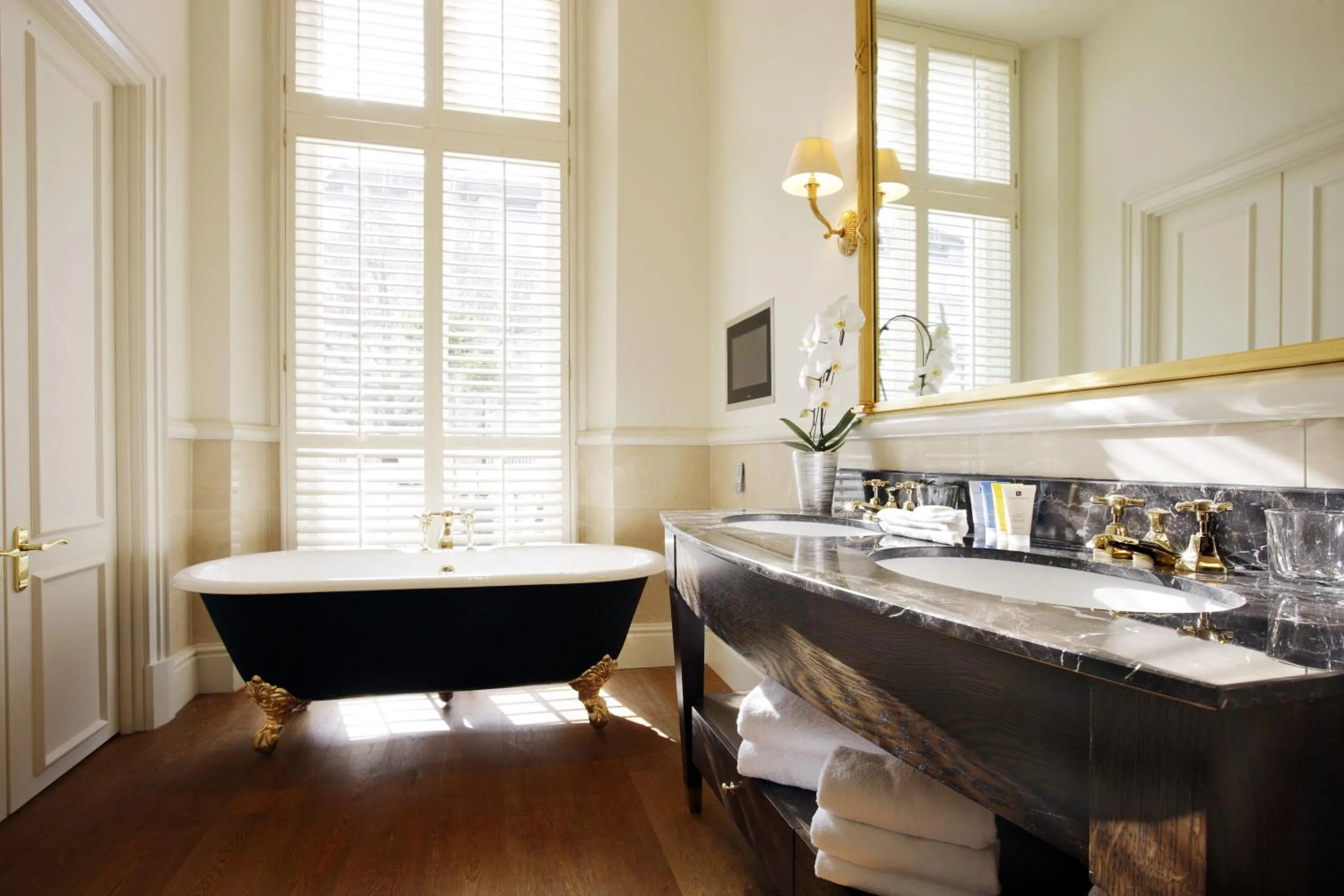 Bathroom in The Kensington Hotel