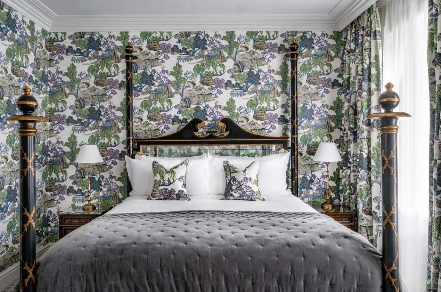 Bed in The Kensington Hotel