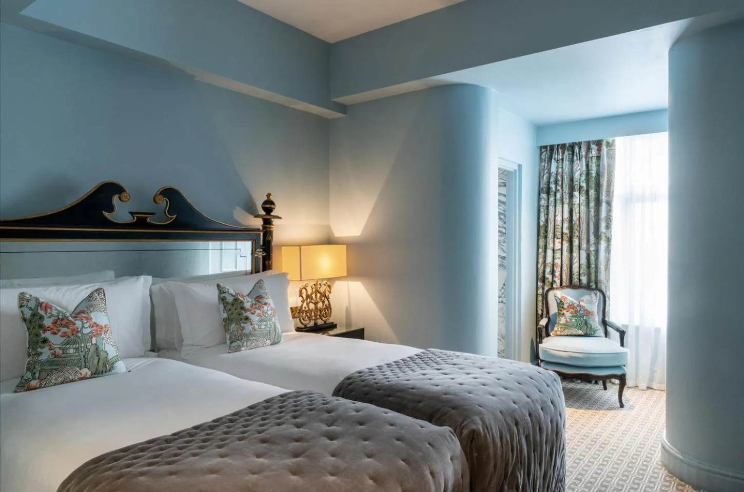 Bed in The Kensington Hotel