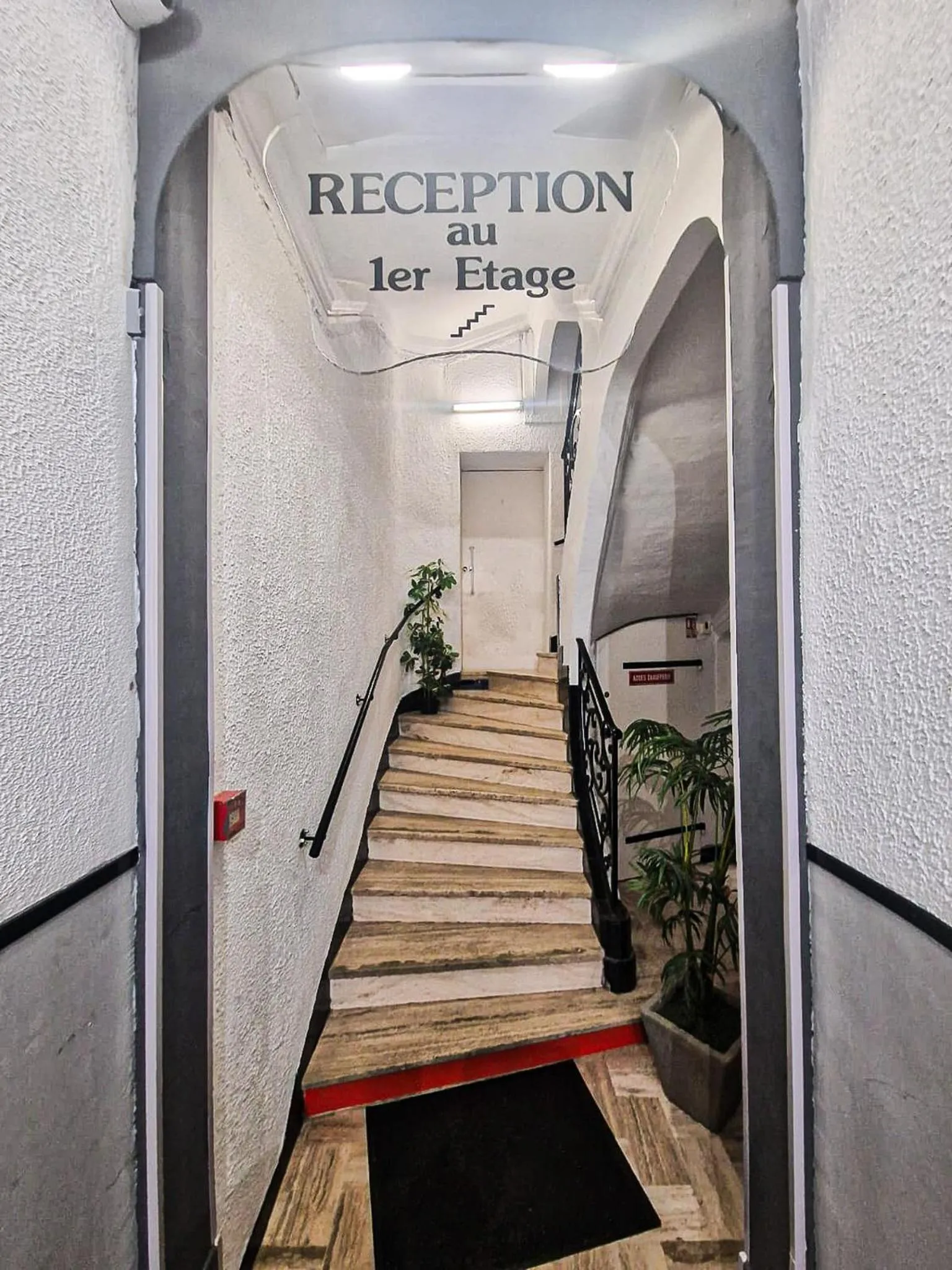 Lobby or reception in Hotel de l'Academie Place Stanislas, Nancy Centre , Gare et Congrés