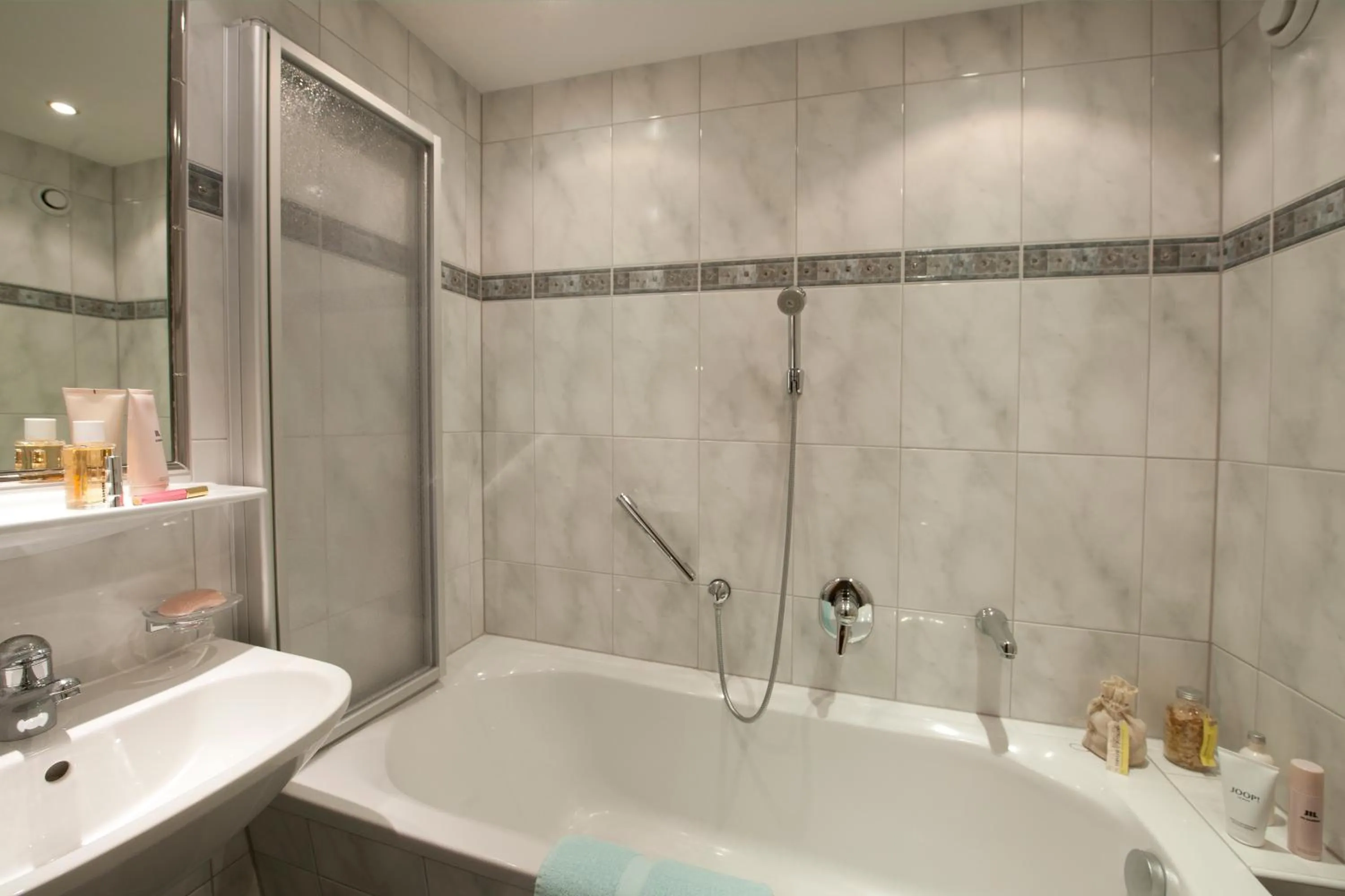 Bathroom in Hotel Antony