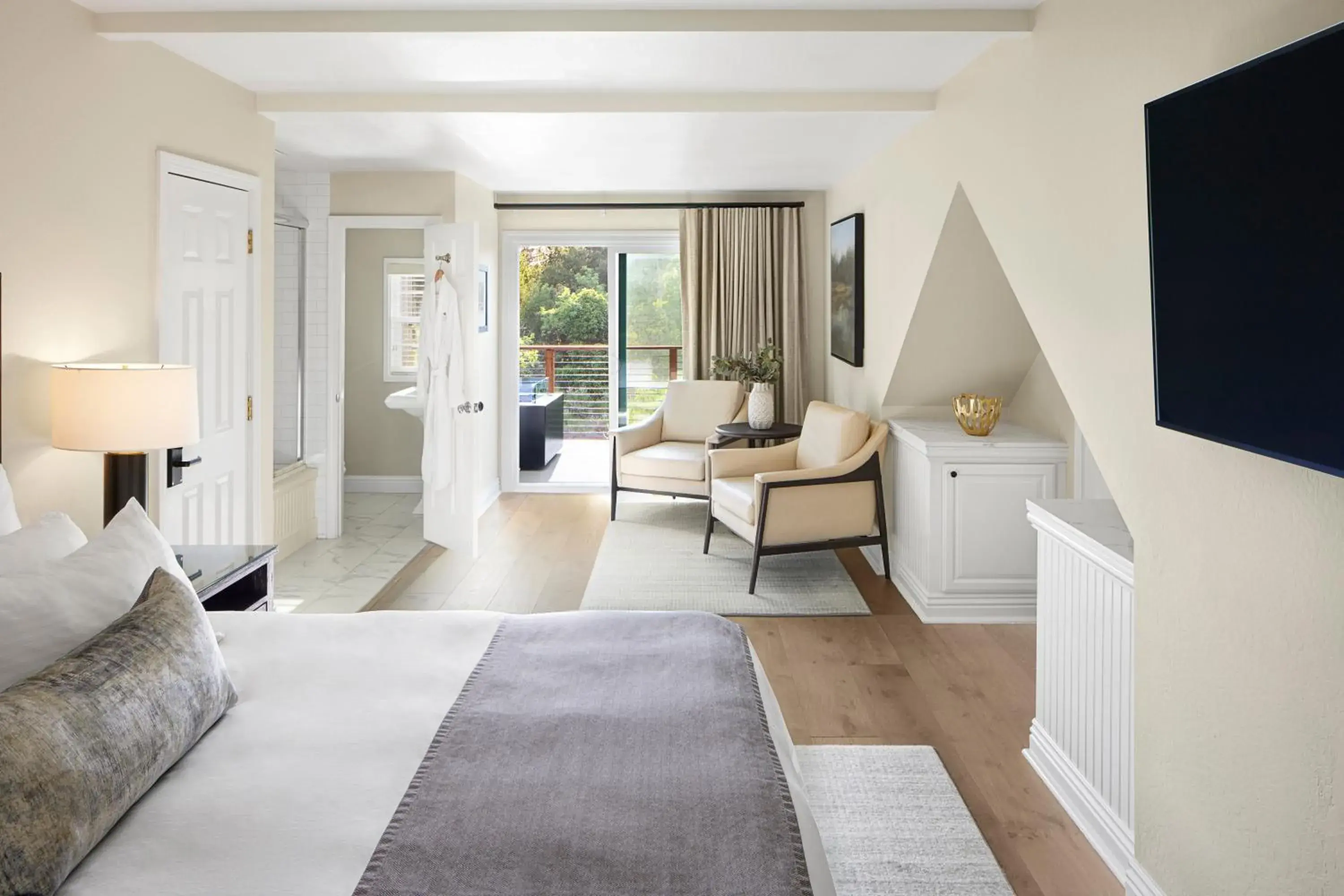 Cassia in Milliken Creek Inn Cassia in Milliken Creek Inn