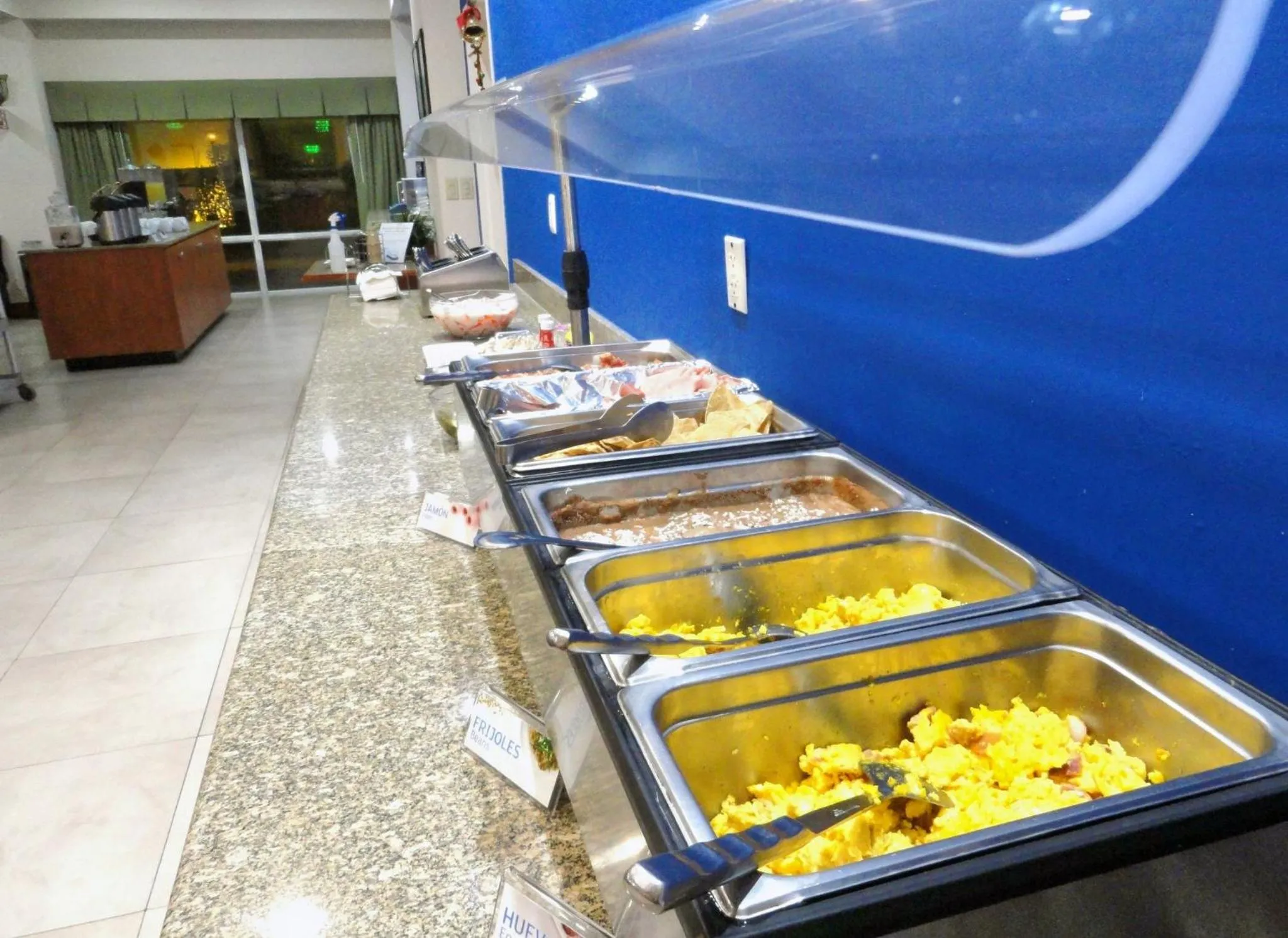 Breakfast in Holiday Inn Express & Suites Toluca Zona Aeropuerto by IHG