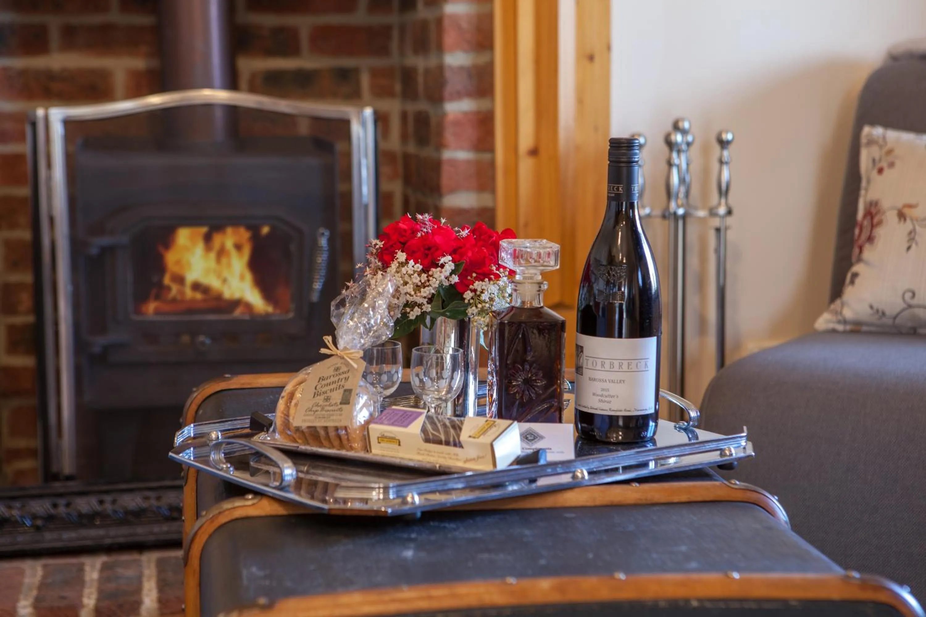 Food and drinks in Stonewell Cottages and Vineyards