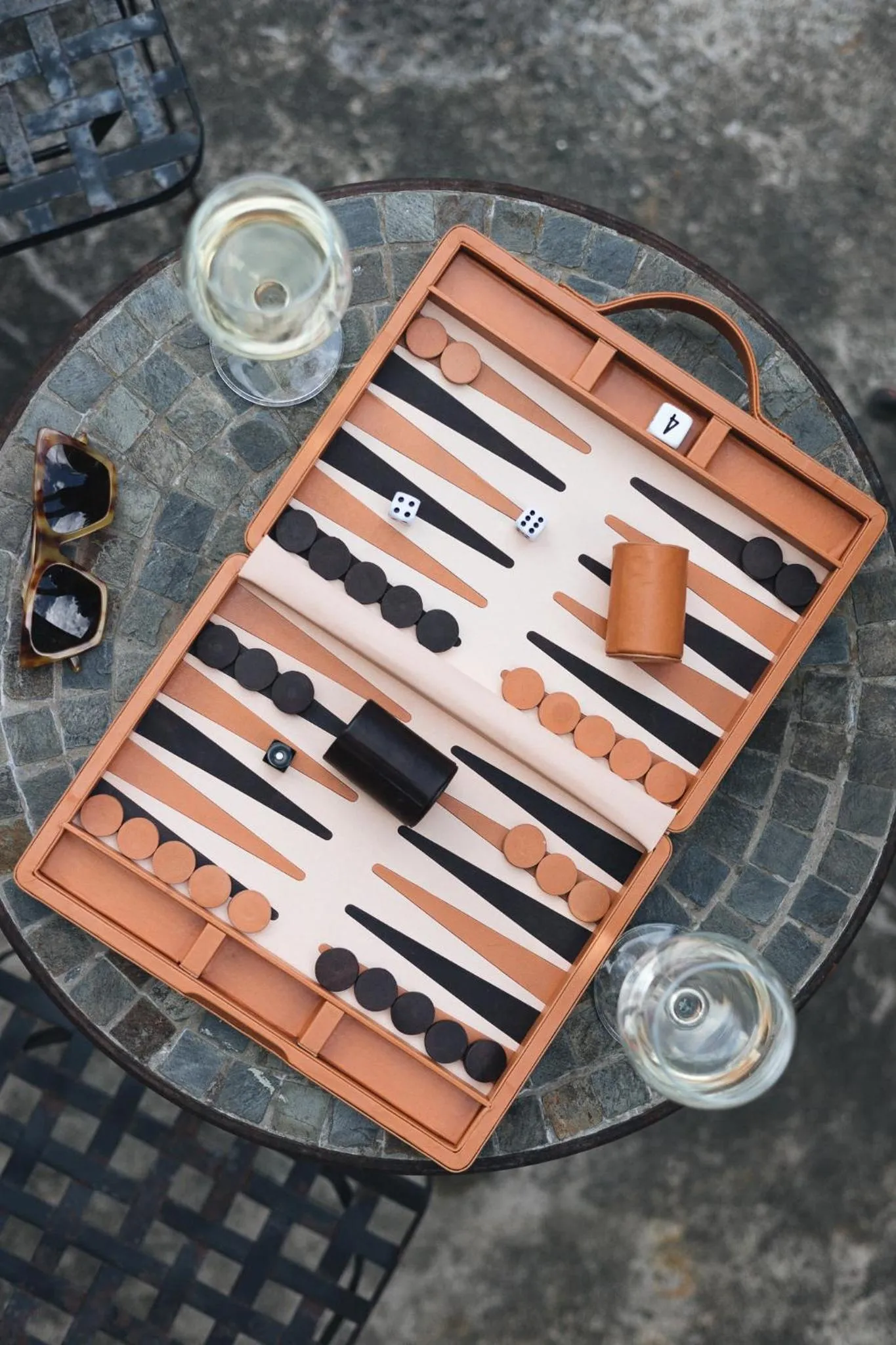 Food and drinks in Princess Anne Boutique Hotel