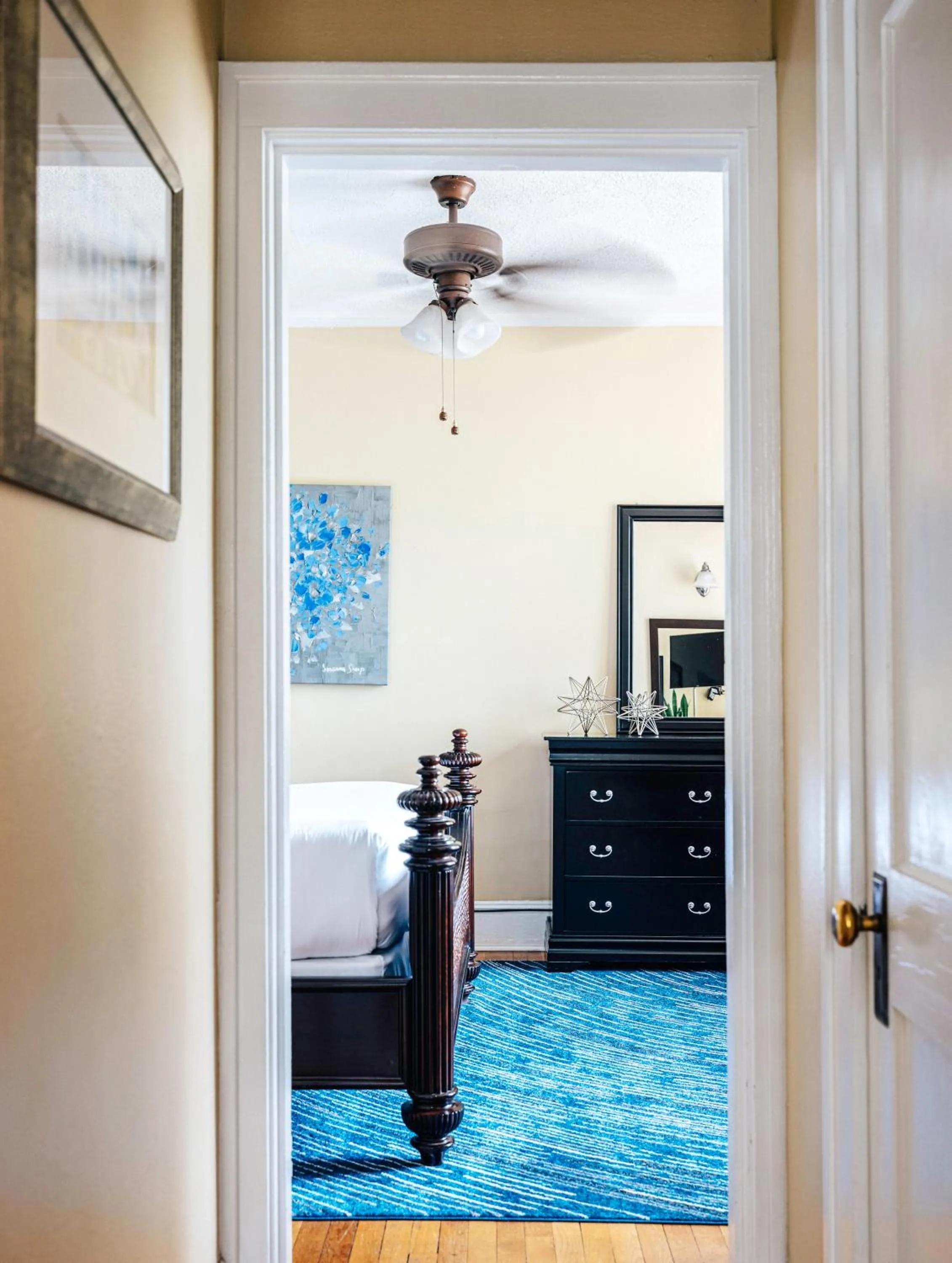 Bed in Princess Anne Boutique Hotel