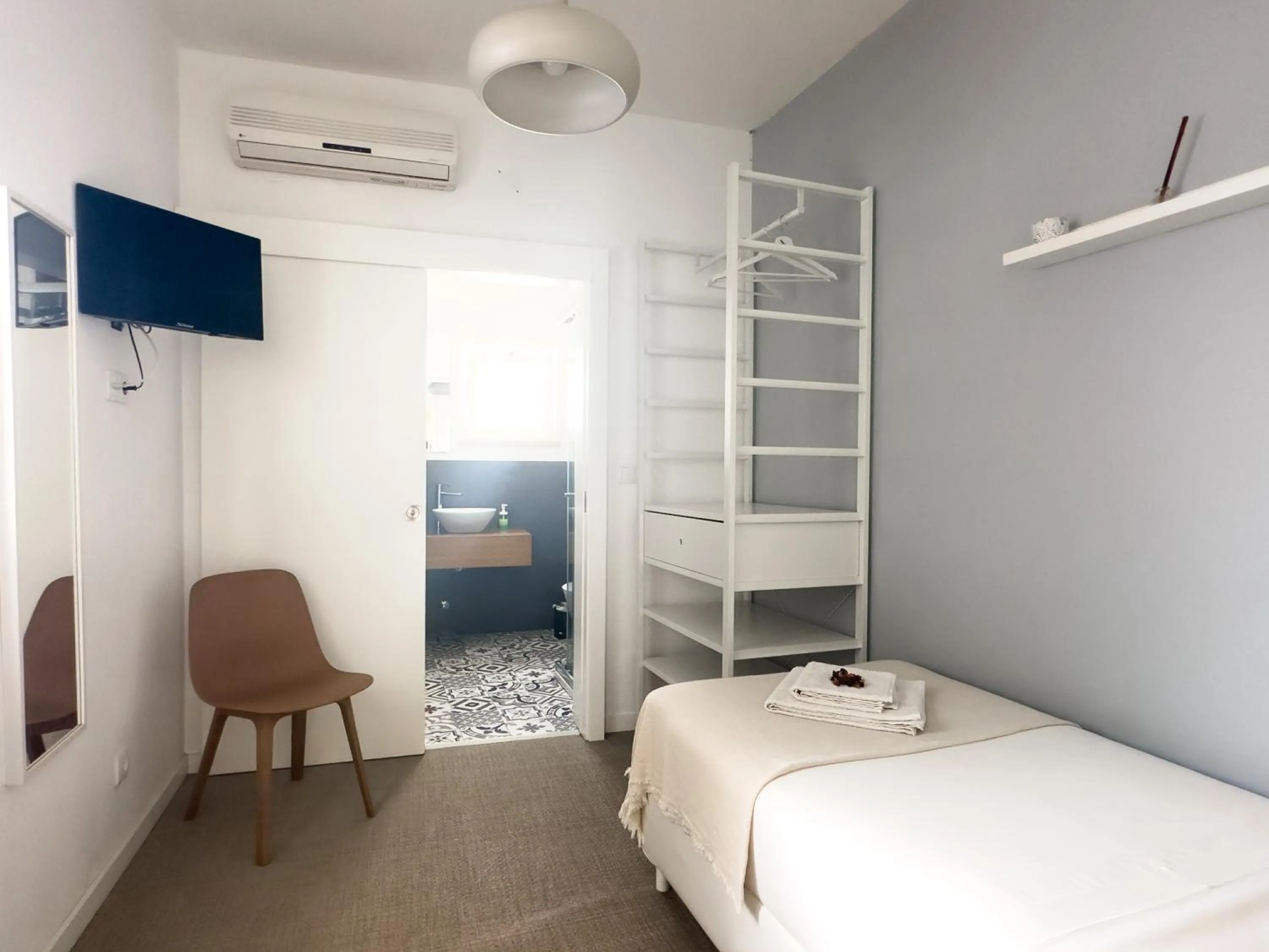 Bedroom, Bed in Solar do Alentejo