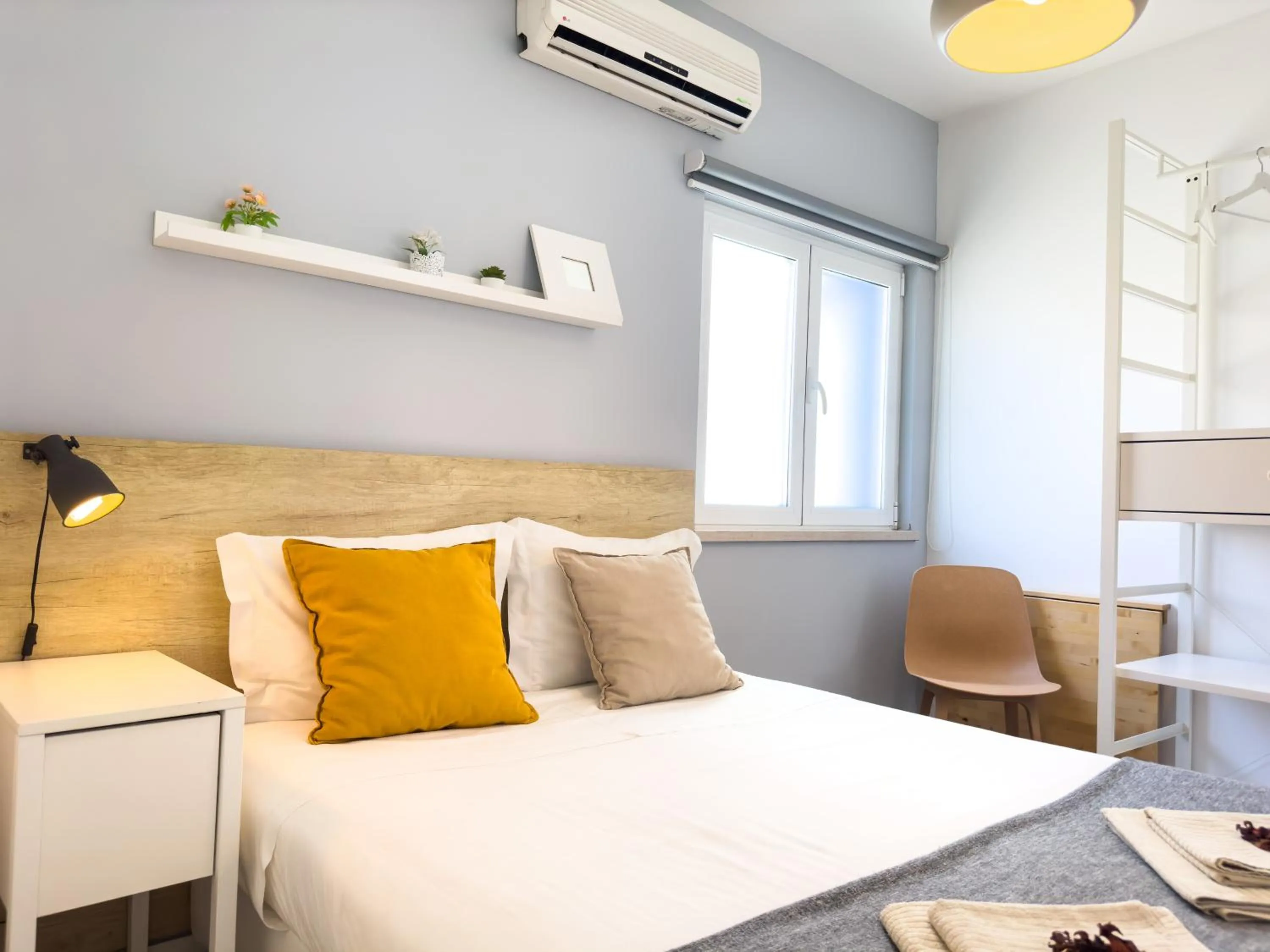 Bedroom, Bed in Solar do Alentejo