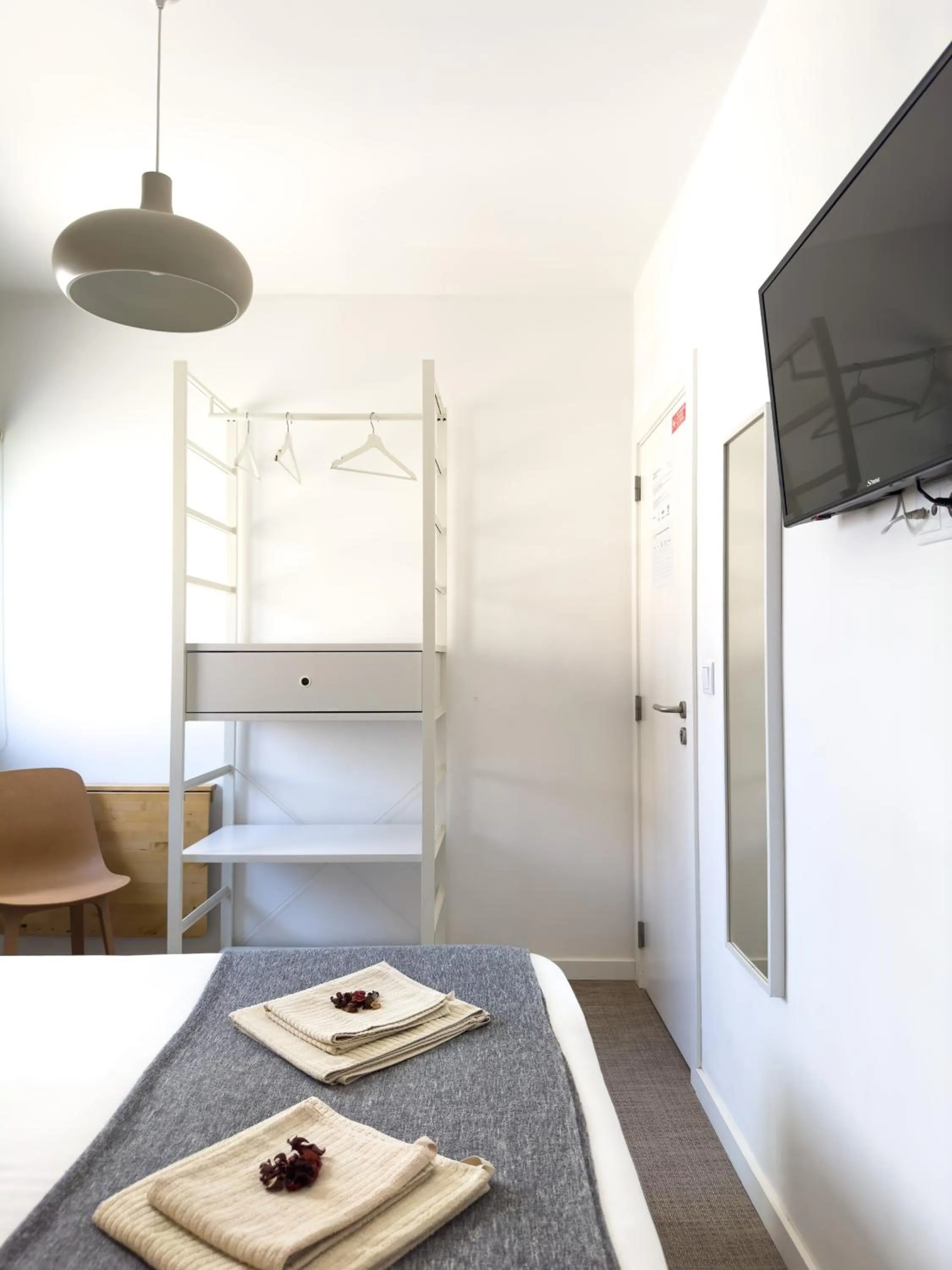 Bedroom, Bed in Solar do Alentejo