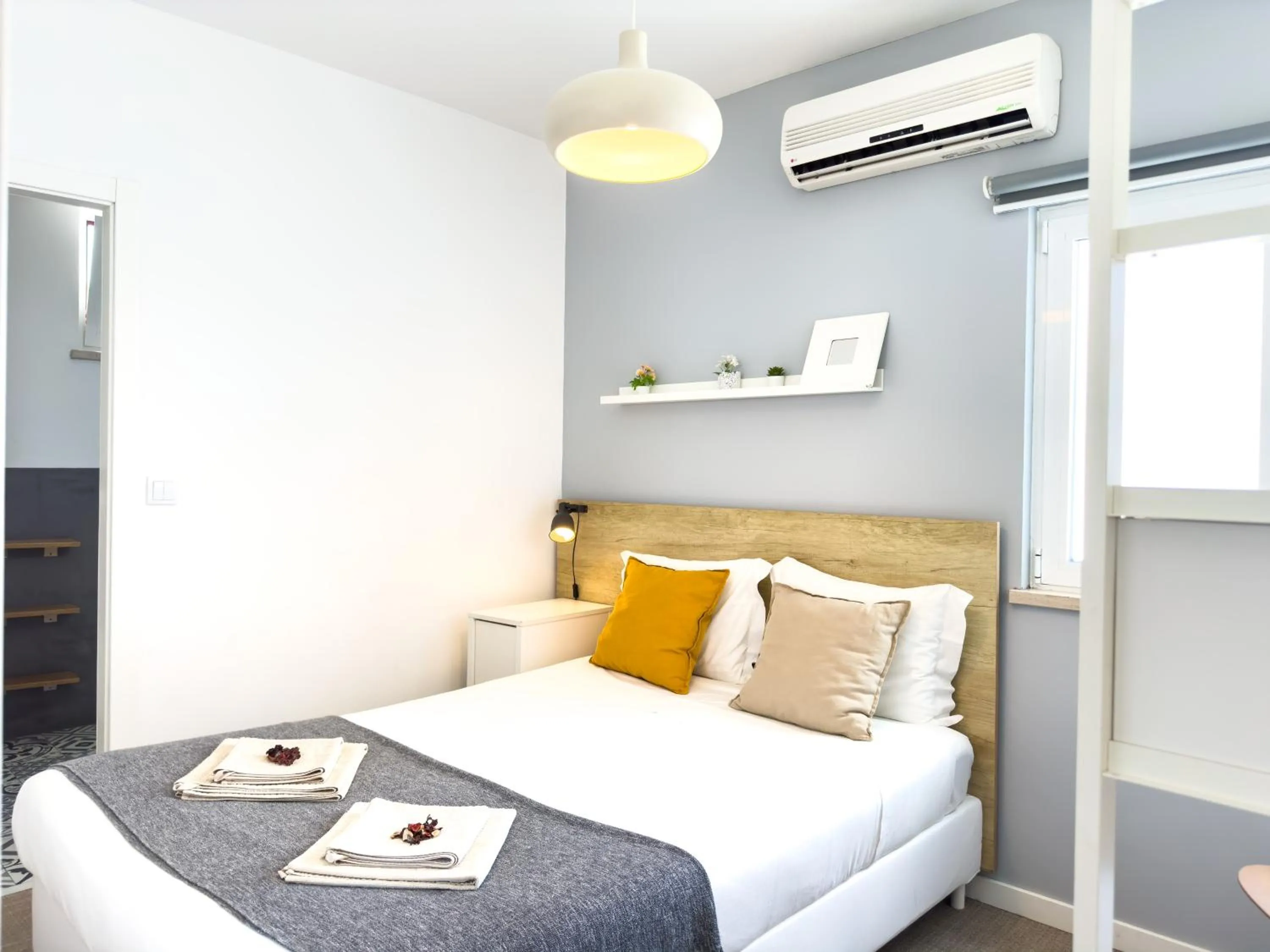 Bedroom, Bed in Solar do Alentejo