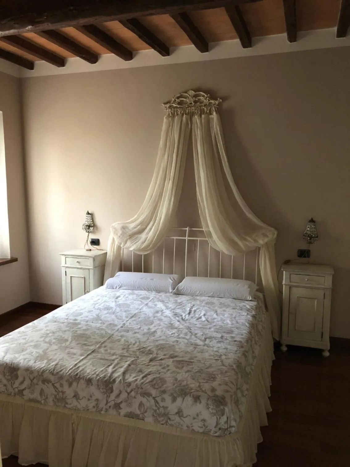 Bed in VIA D' ESTE 8