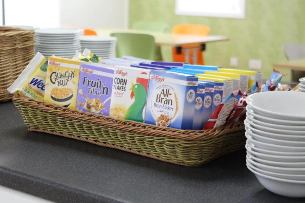 Food and drinks in Sky Lodge Perth