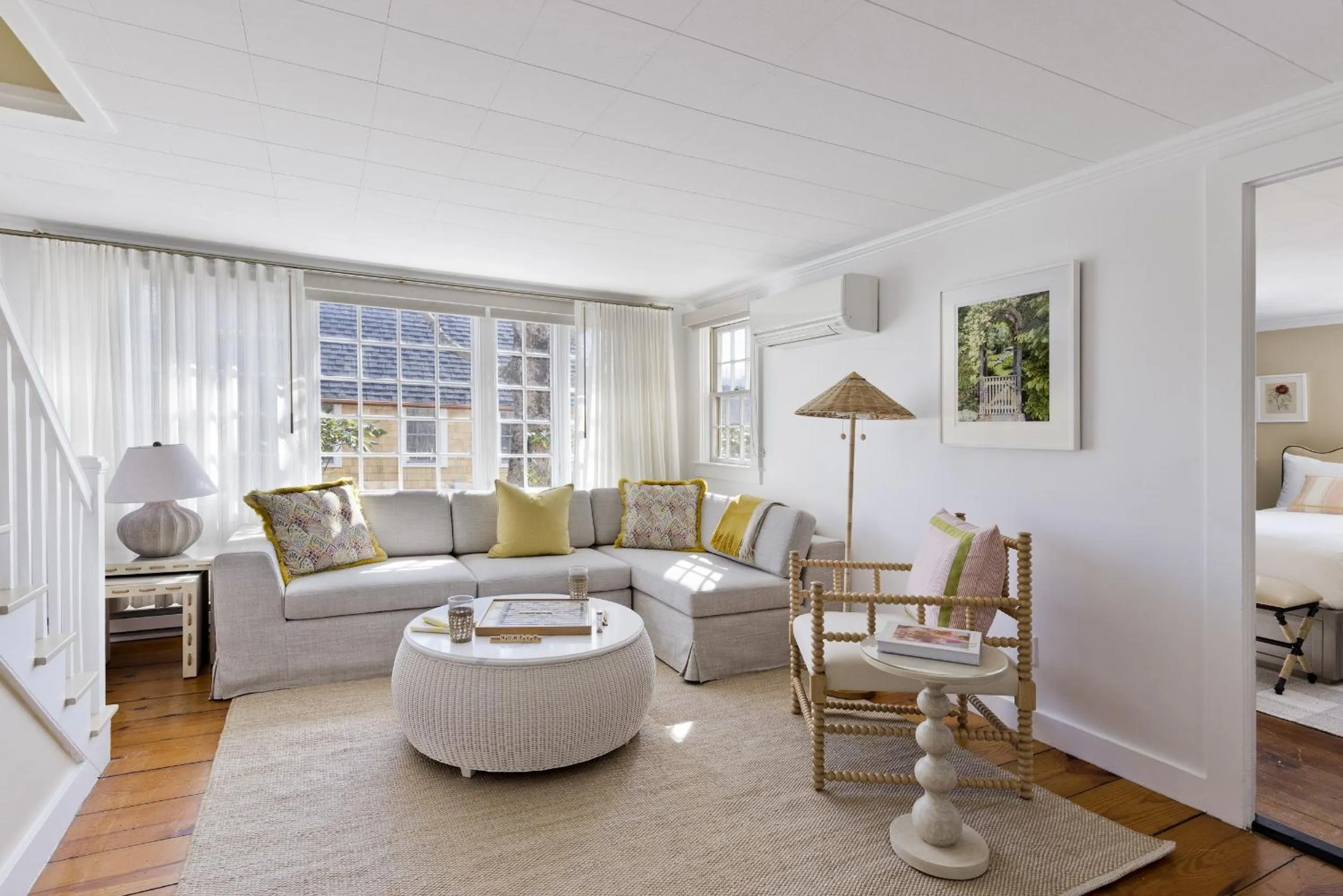 Living room in White Elephant Hotel