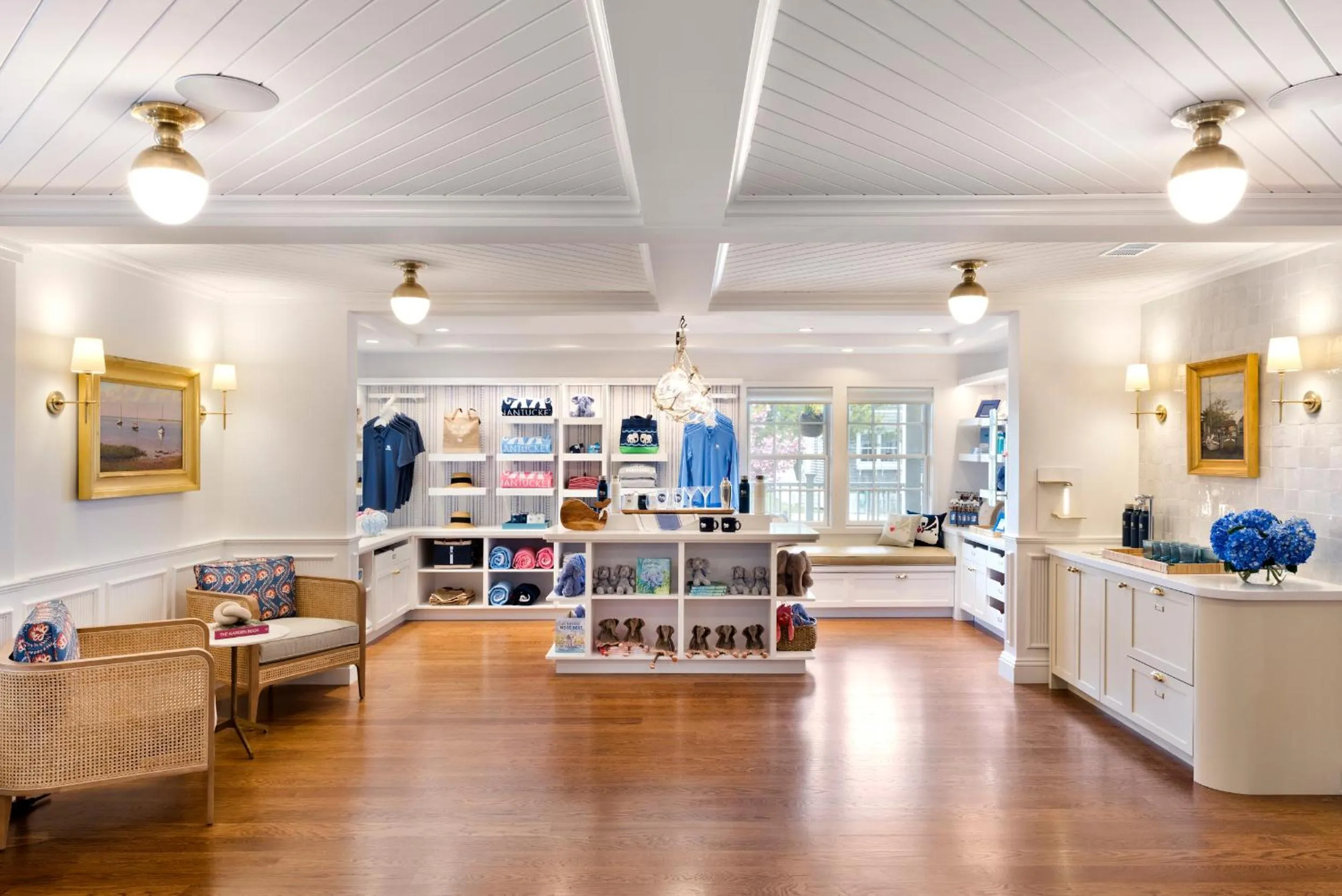 Lobby or reception in White Elephant Hotel