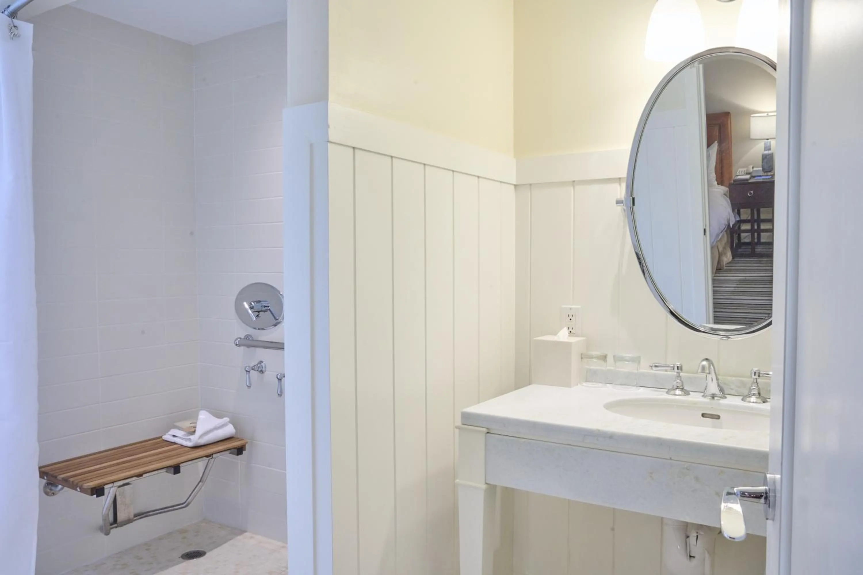 Bathroom in White Elephant Hotel