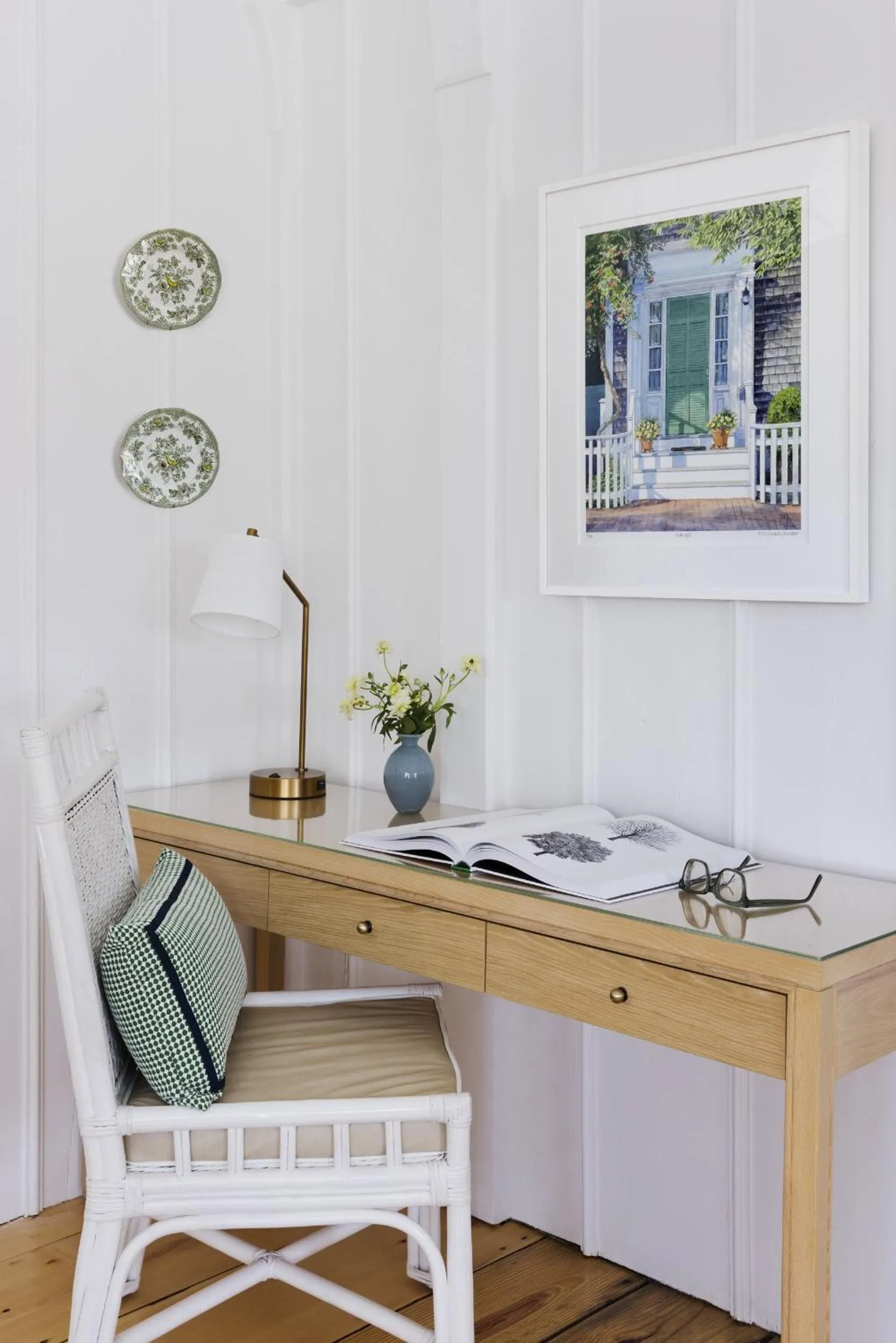 Seating area in White Elephant Hotel