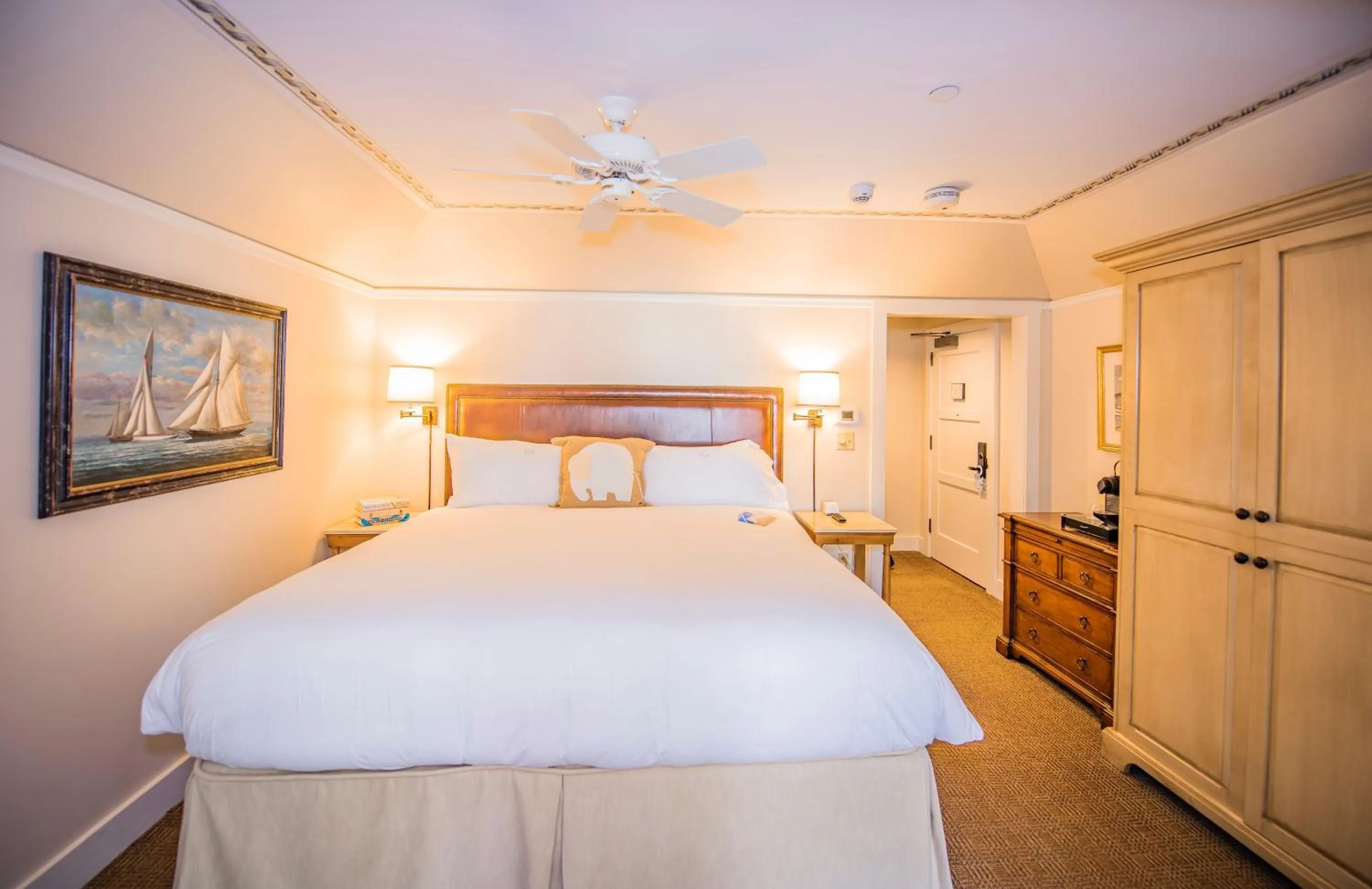 Bed in White Elephant Hotel