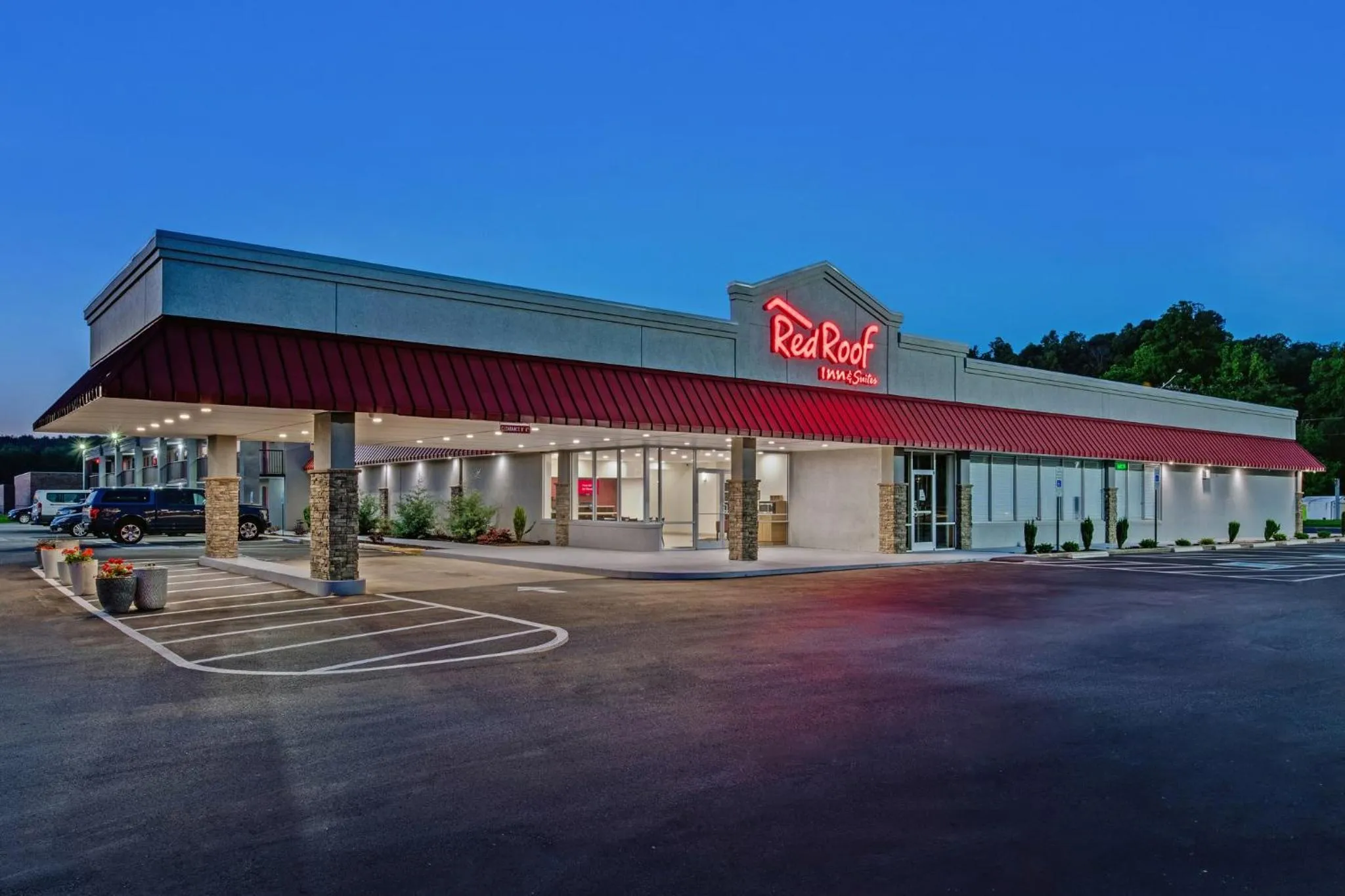 Property building in Red Roof Inn & Suites Wilkesboro