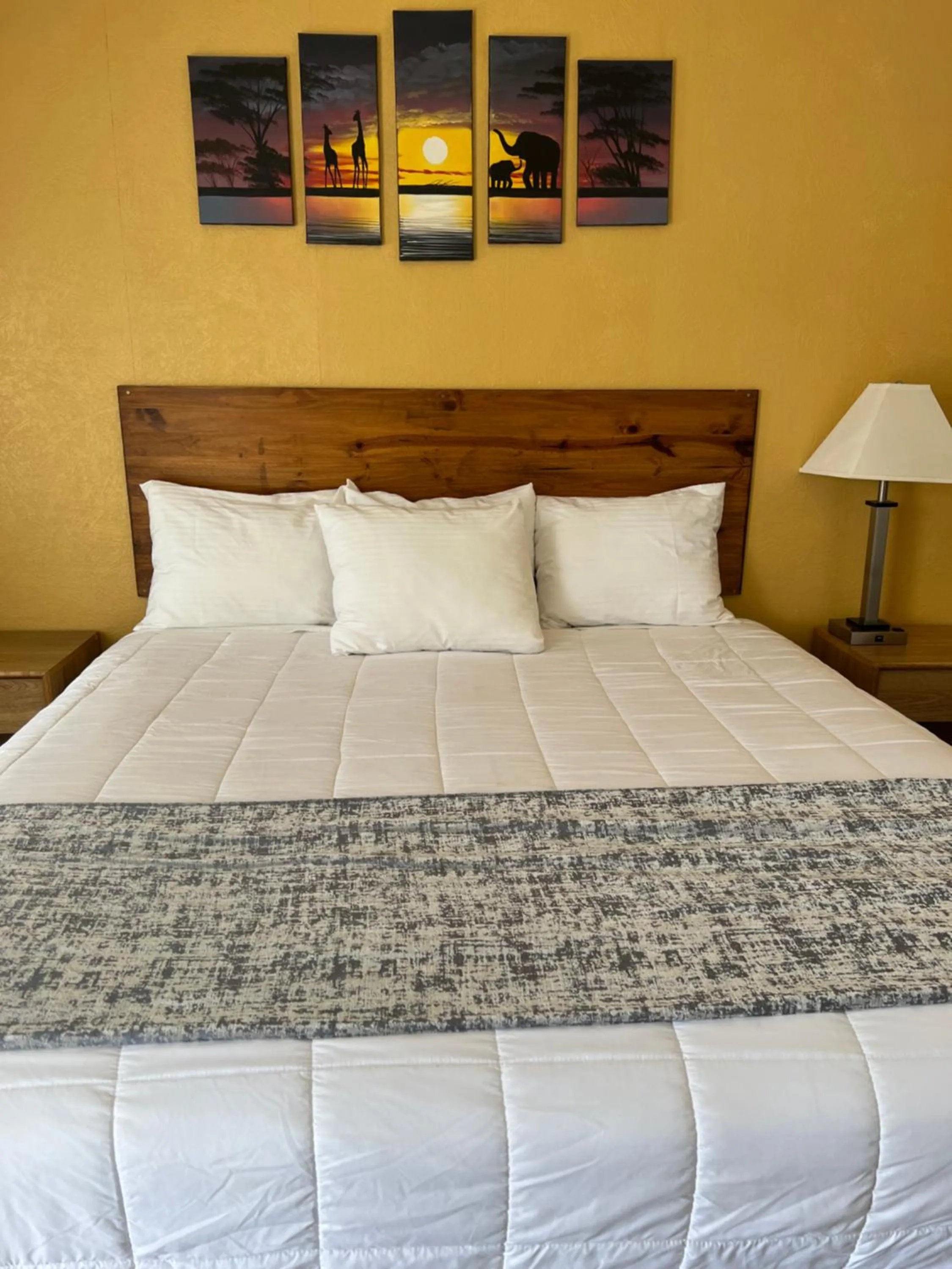 Bed in Supai Motel