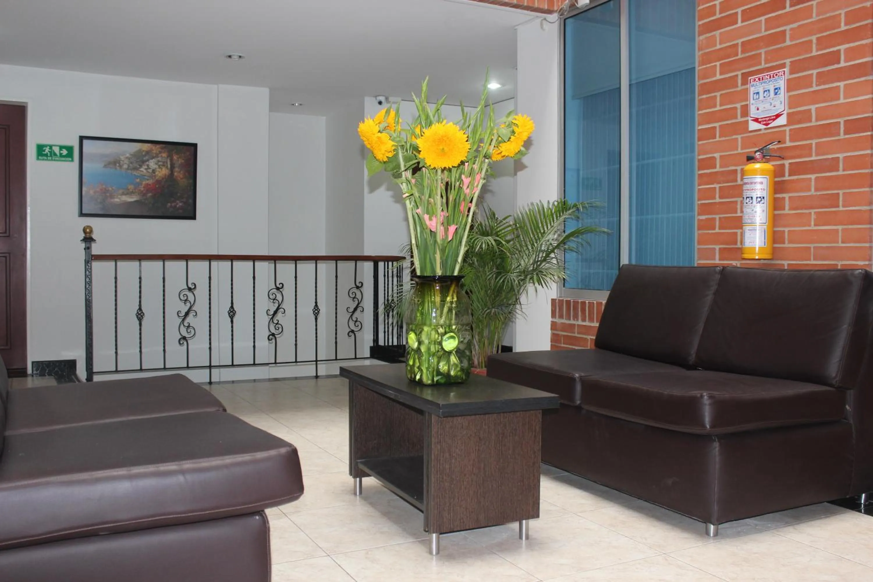 Seating area in Hotel Real Estación