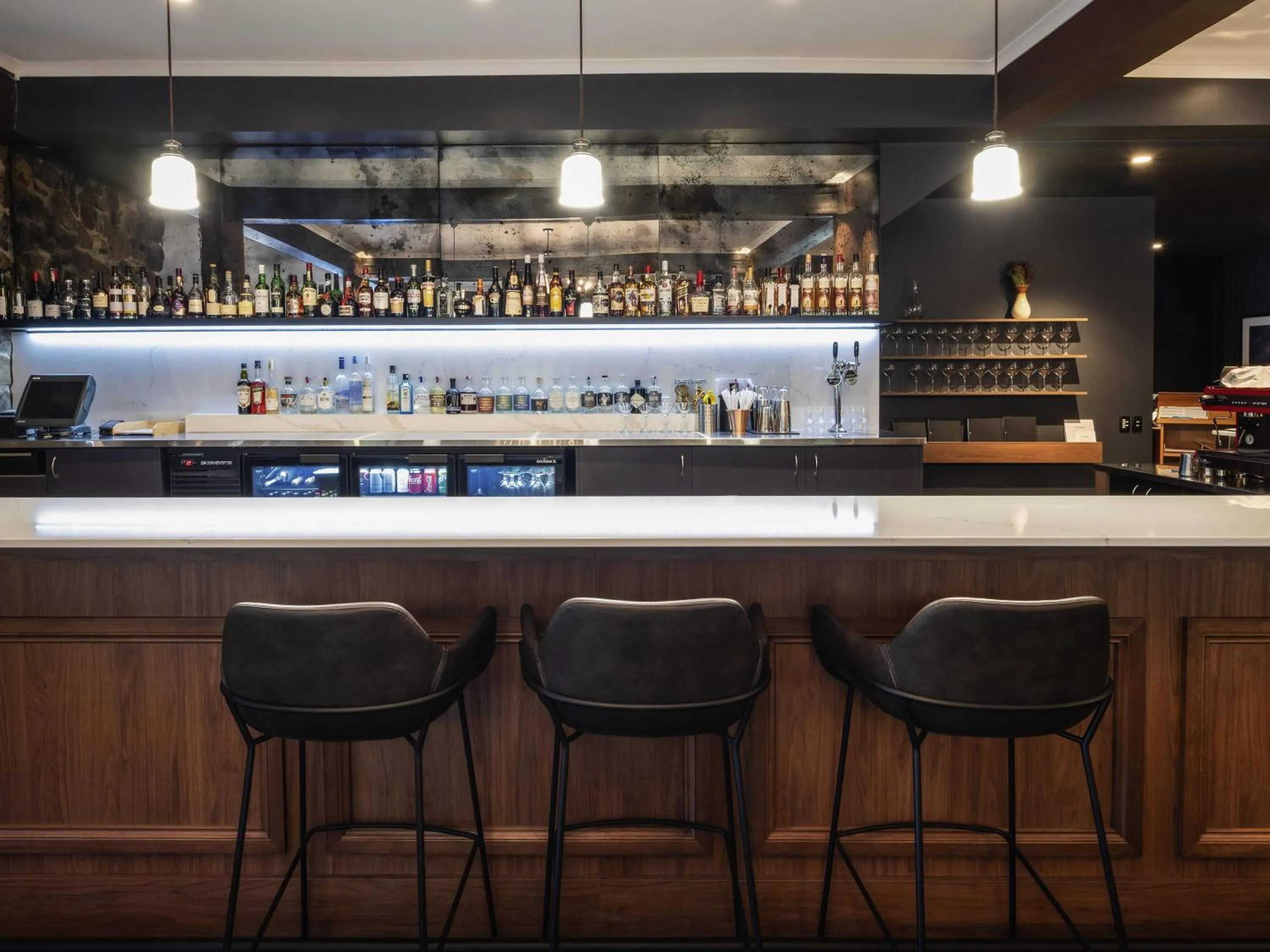 Lounge or bar in Peppers Cradle Mountain Lodge