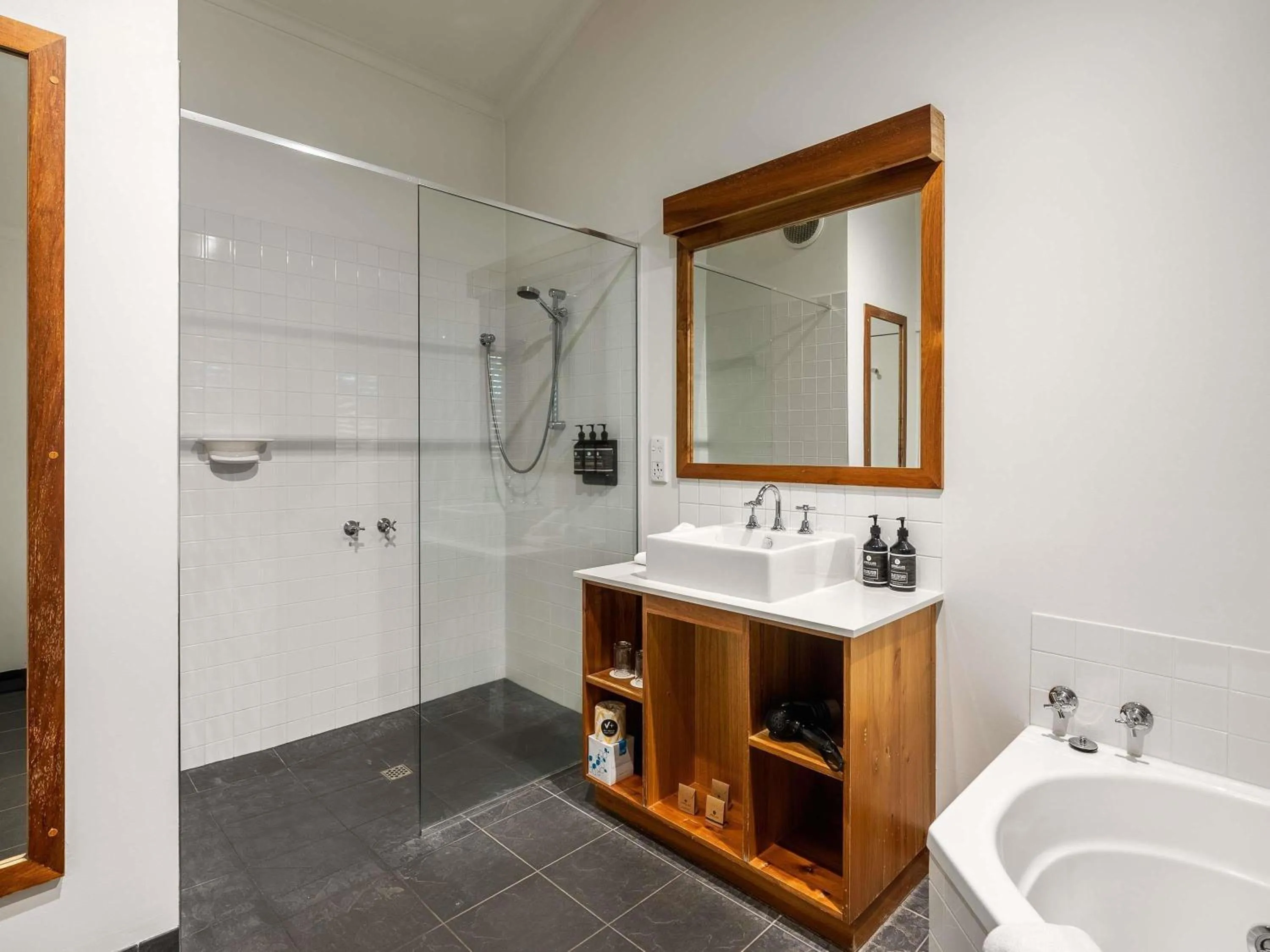 Bedroom in Peppers Cradle Mountain Lodge