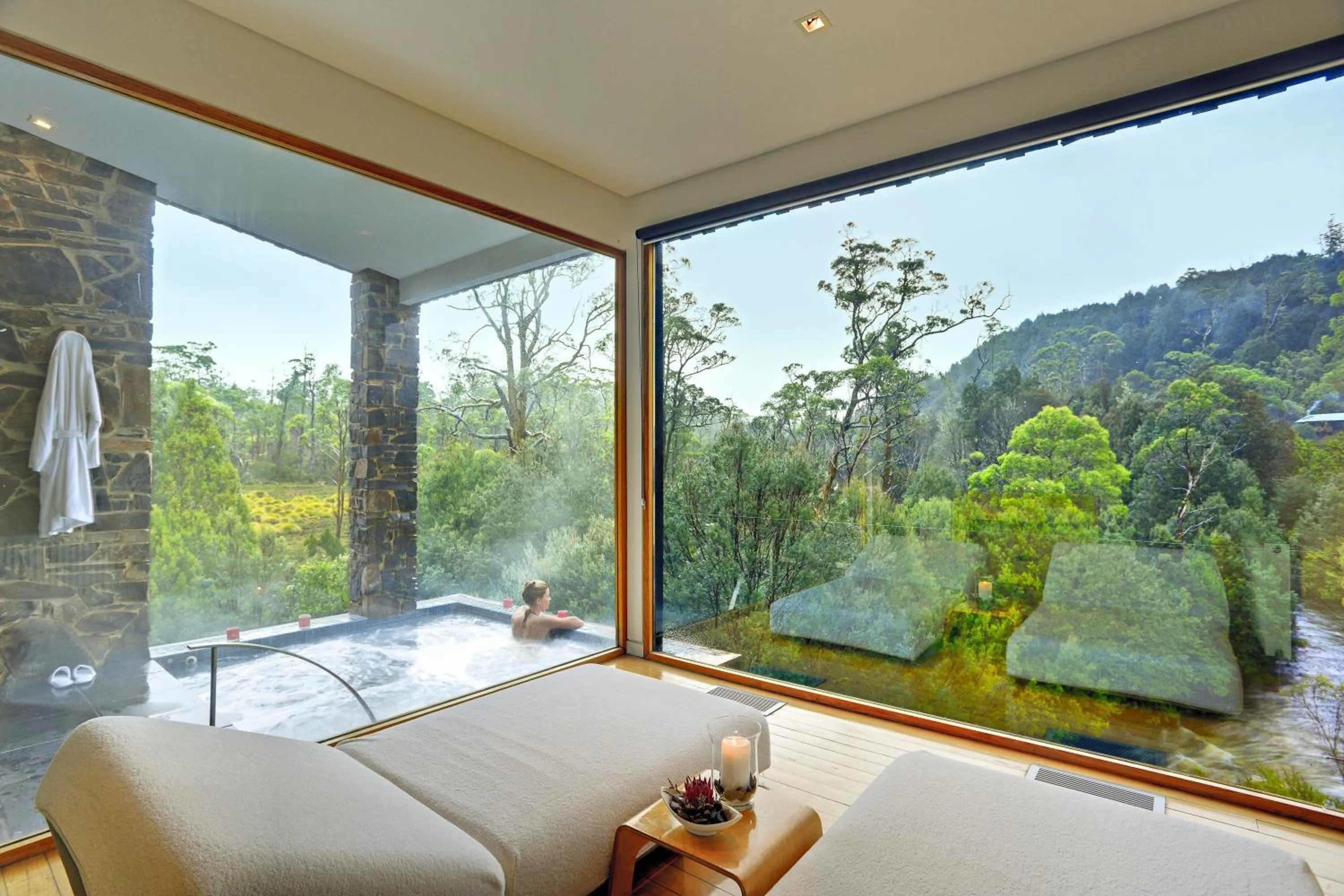Hot Tub in Peppers Cradle Mountain Lodge