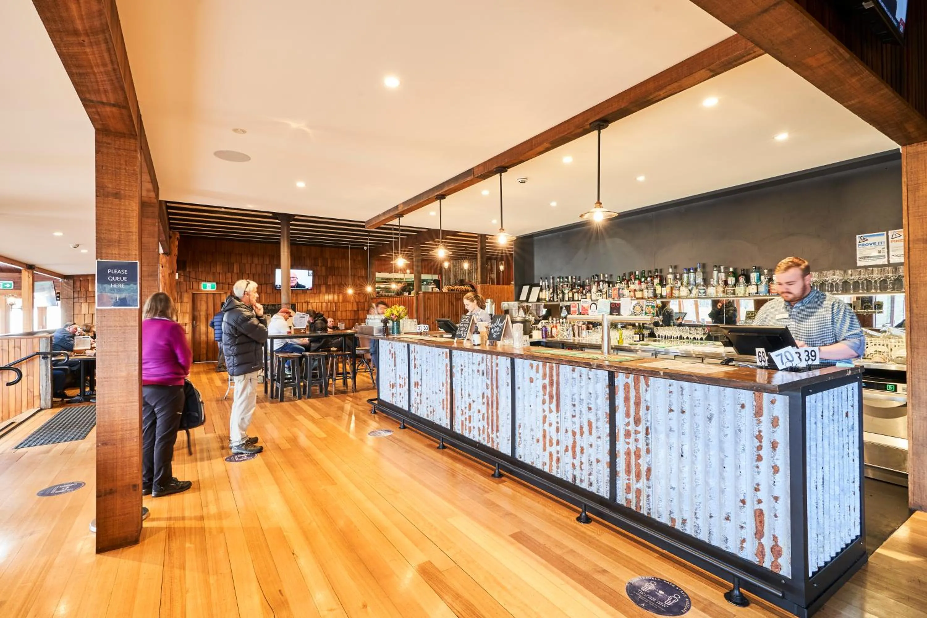 Restaurant/places to eat in Peppers Cradle Mountain Lodge
