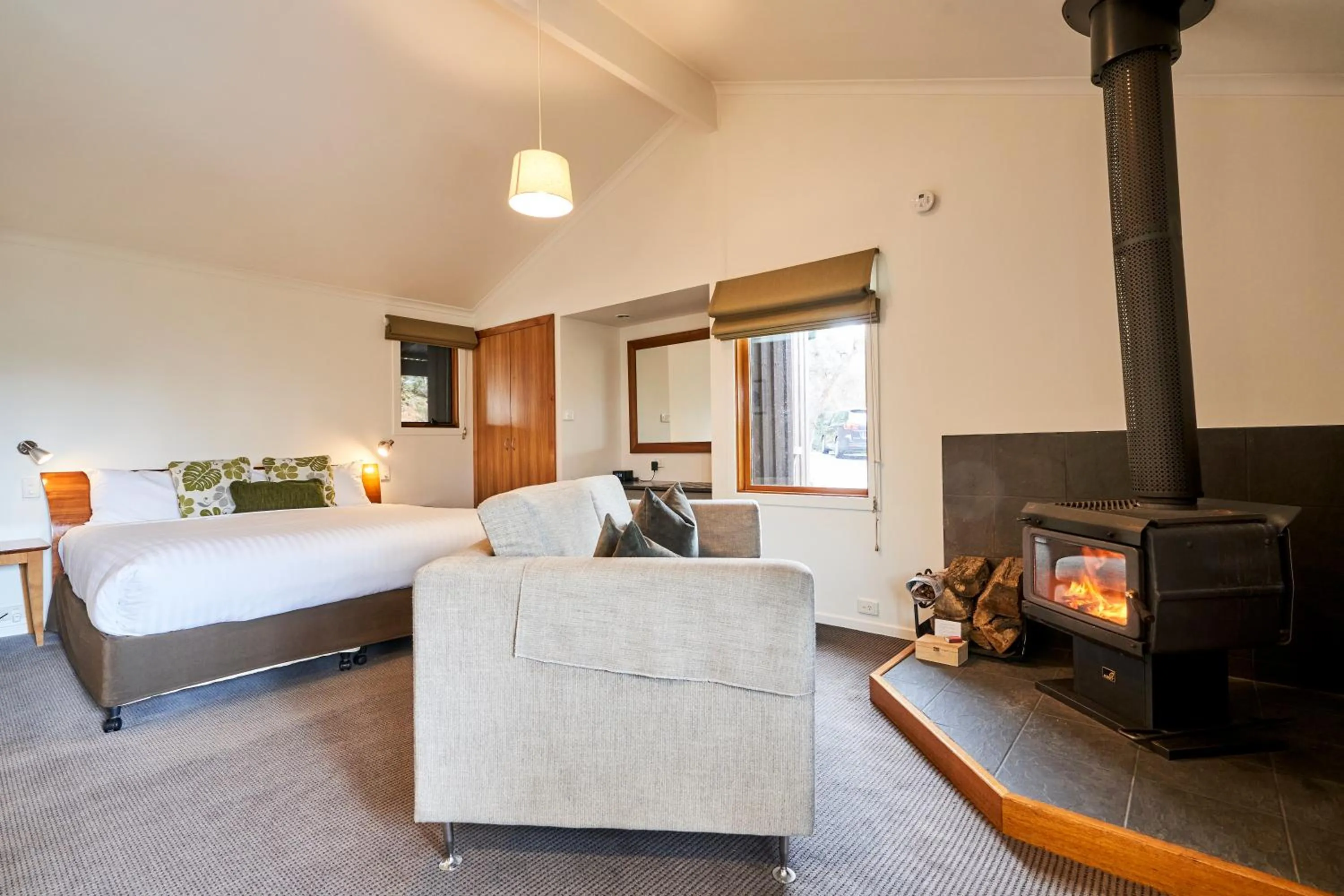 Bed in Peppers Cradle Mountain Lodge