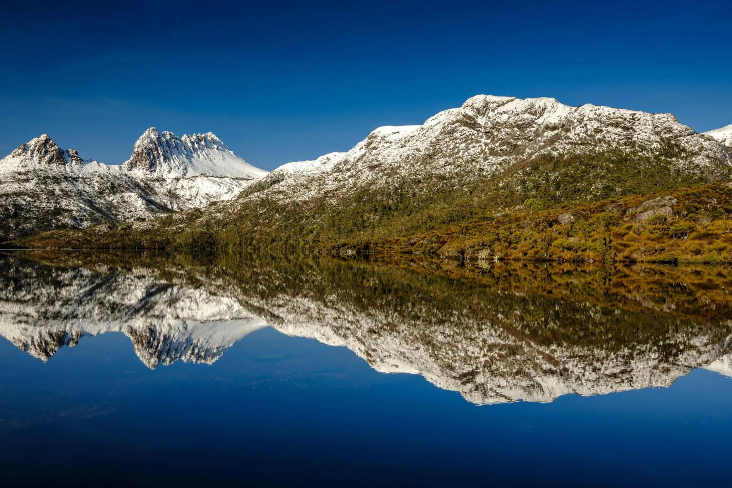 Canoeing in Peppers Cradle Mountain Lodge