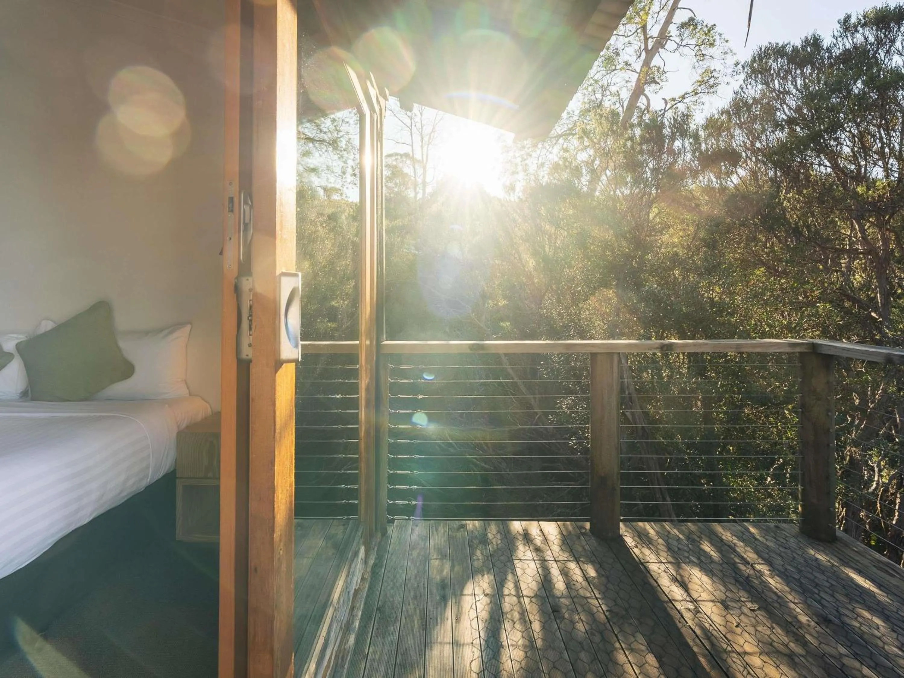 Bedroom, Bed in Peppers Cradle Mountain Lodge