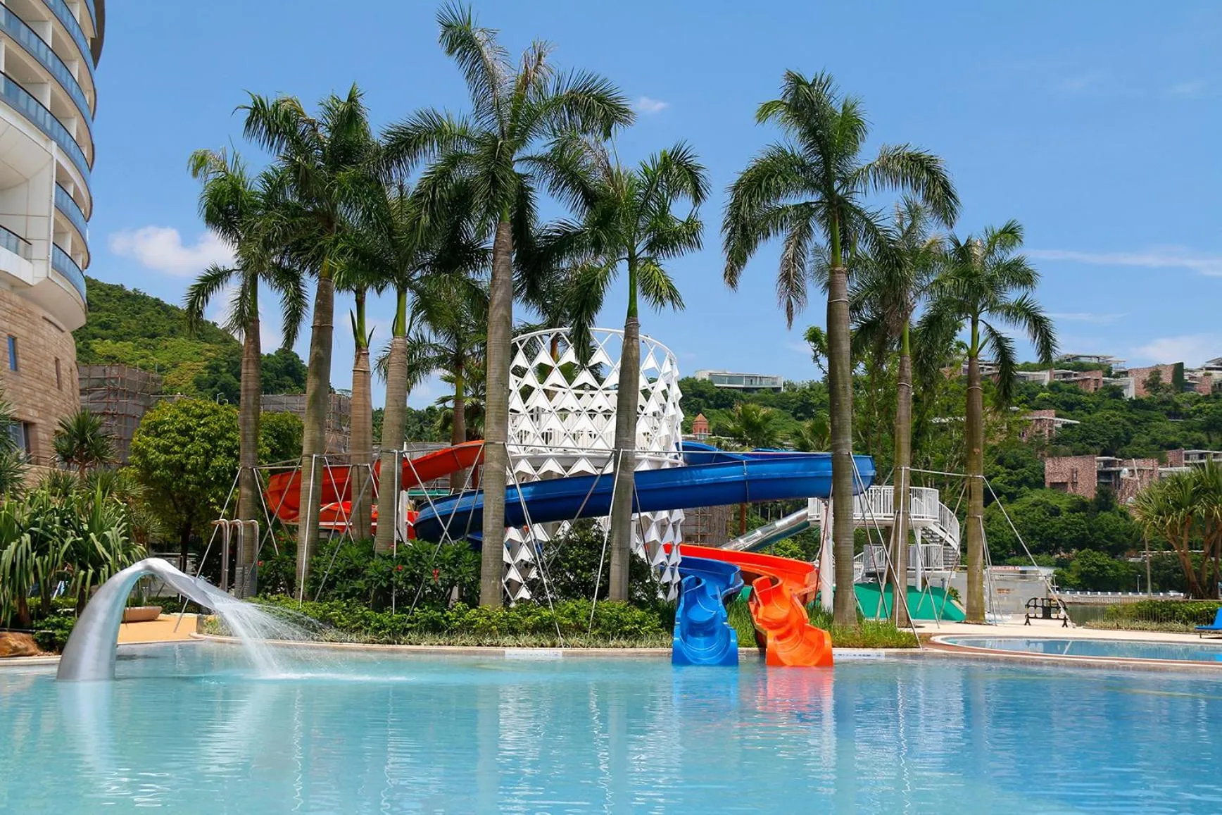 Aqua park in Intercontinental Shenzhen Dameisha Resort by IHG