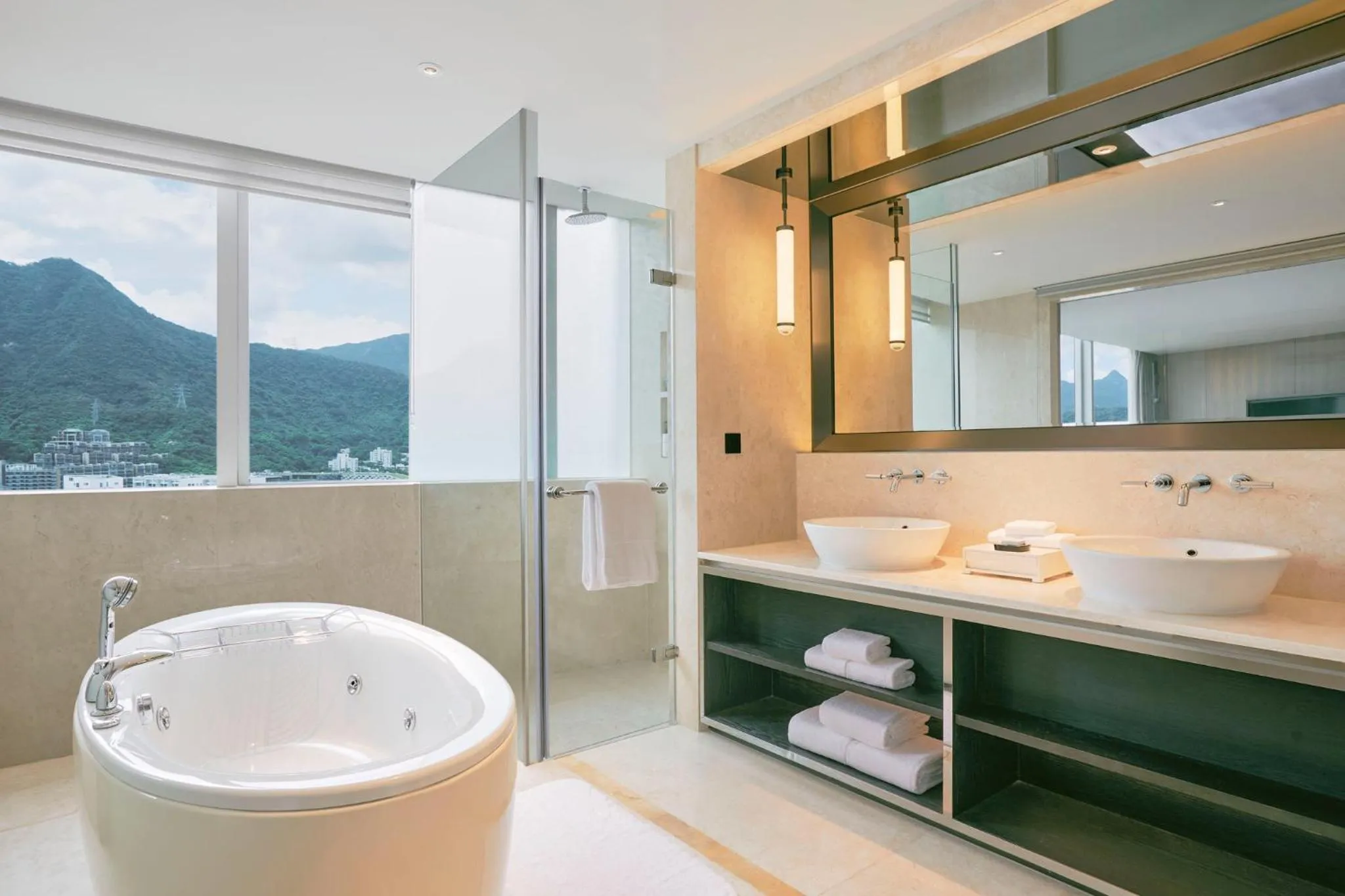 Photo of the whole room in Intercontinental Shenzhen Dameisha Resort by IHG