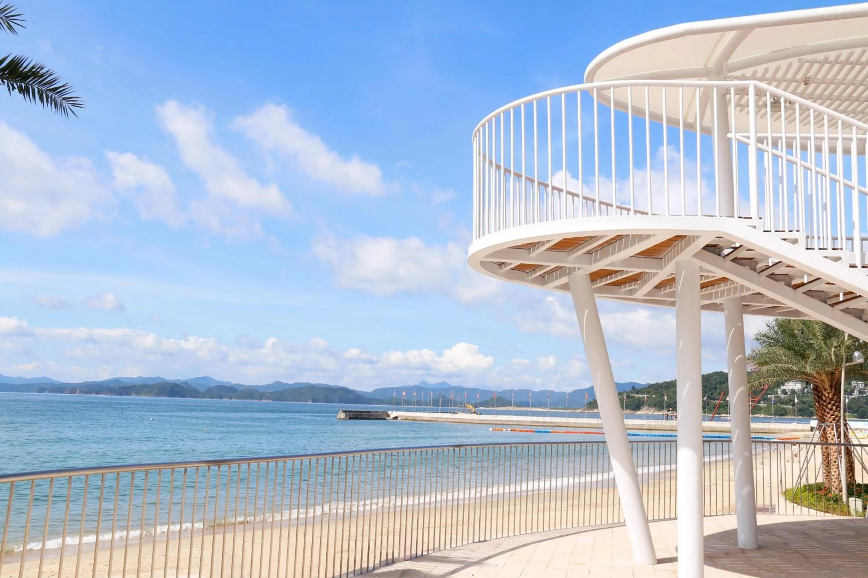 Beach in Intercontinental Shenzhen Dameisha Resort by IHG