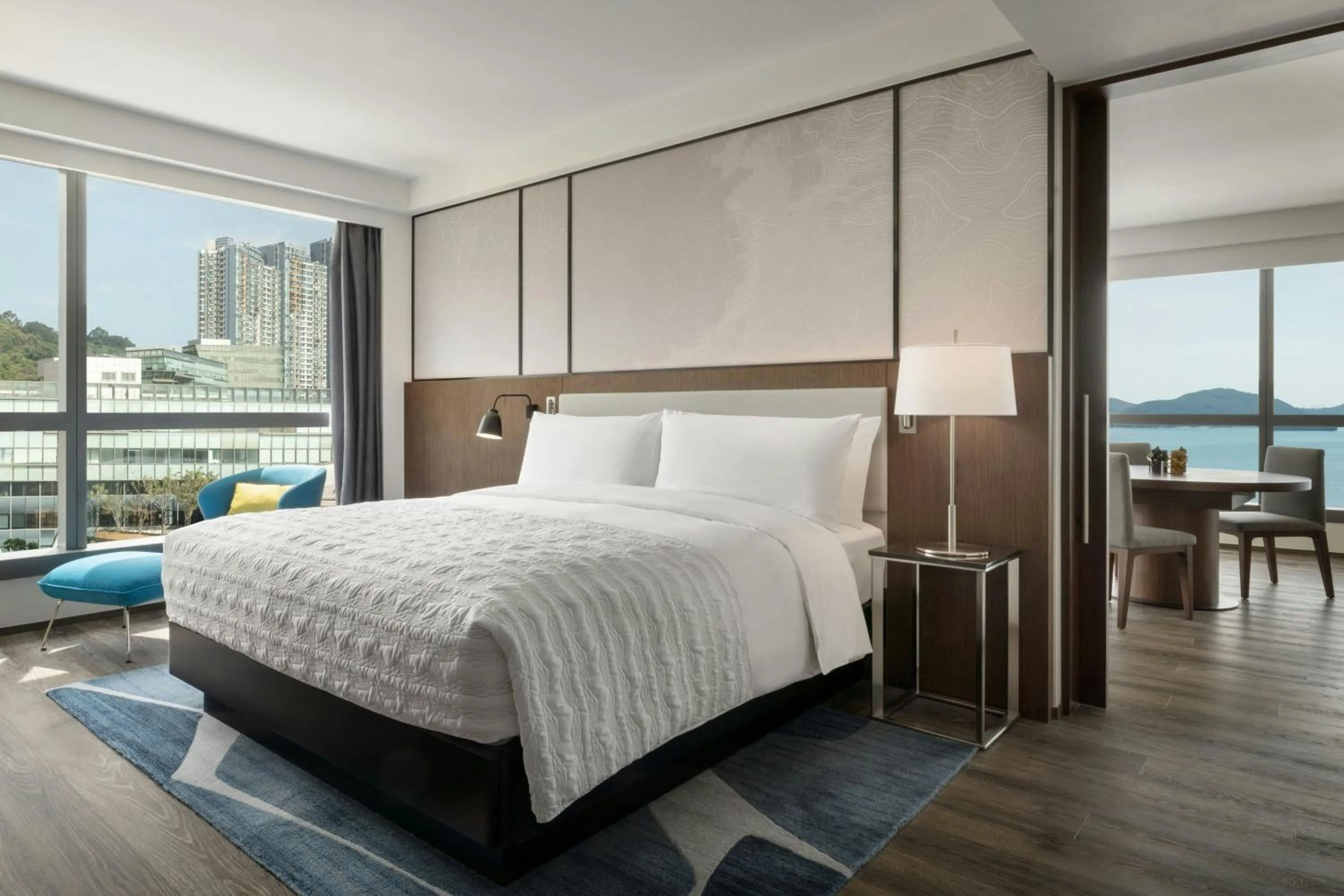 Bedroom, Bed in Le Méridien Hong Kong, Cyberport