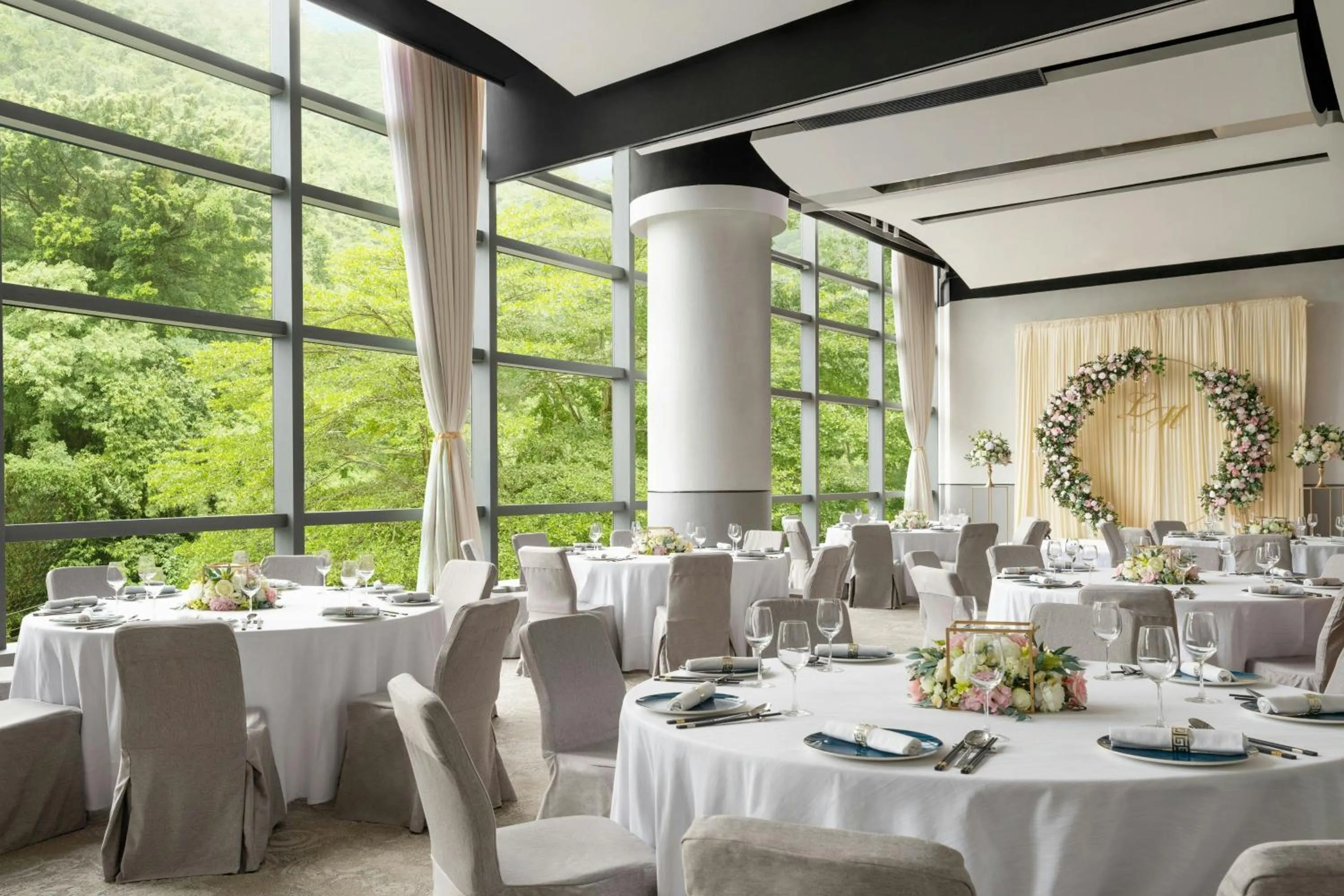 Meeting/conference room in Le Méridien Hong Kong, Cyberport