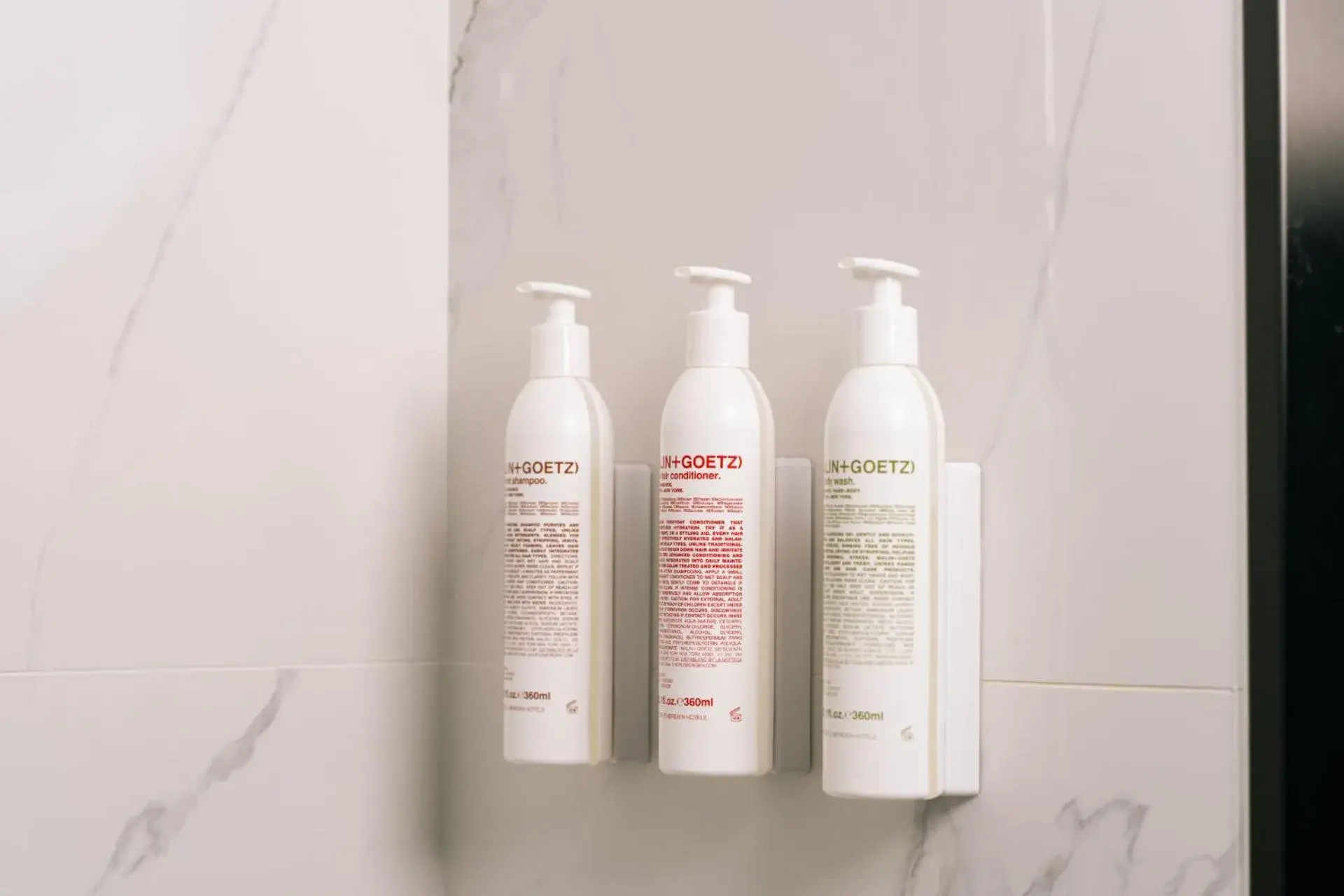 Twin Room with Oceanside View in Le Méridien Hong Kong, Cyberport Twin Room with Oceanside View in Le Méridien Hong Kong, Cyberport