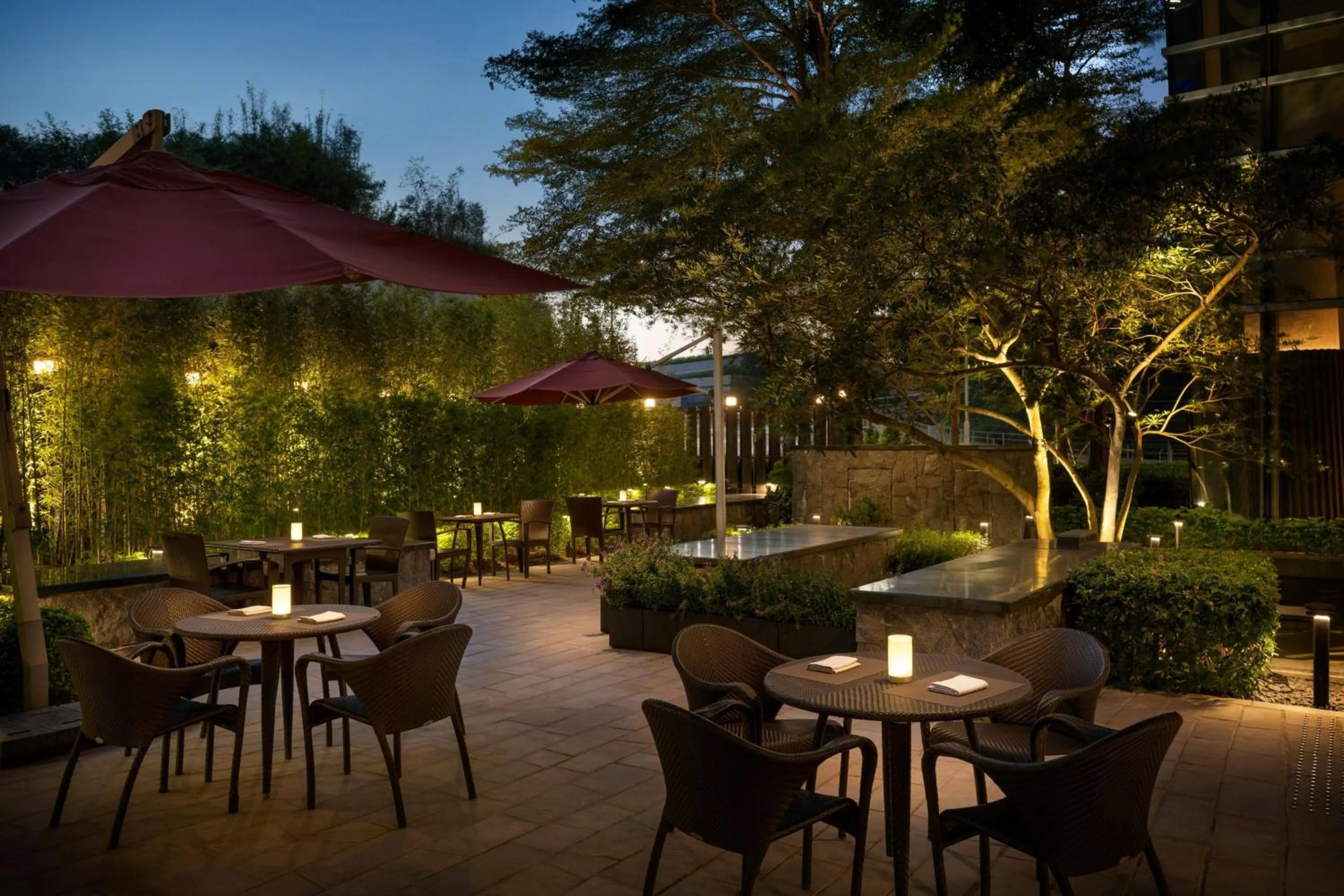 Restaurant/places to eat in Le Méridien Hong Kong, Cyberport