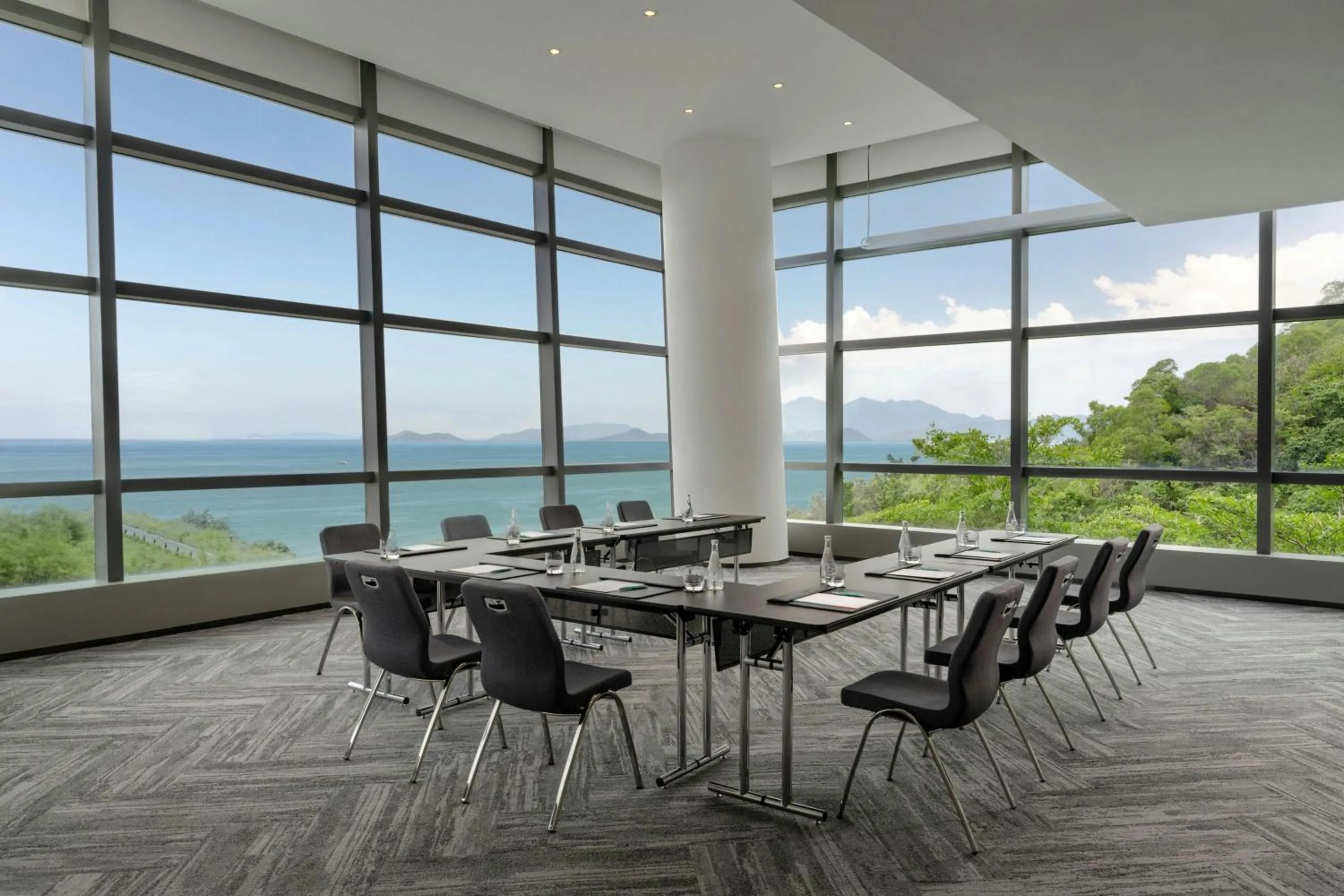 Meeting/conference room in Le Méridien Hong Kong, Cyberport