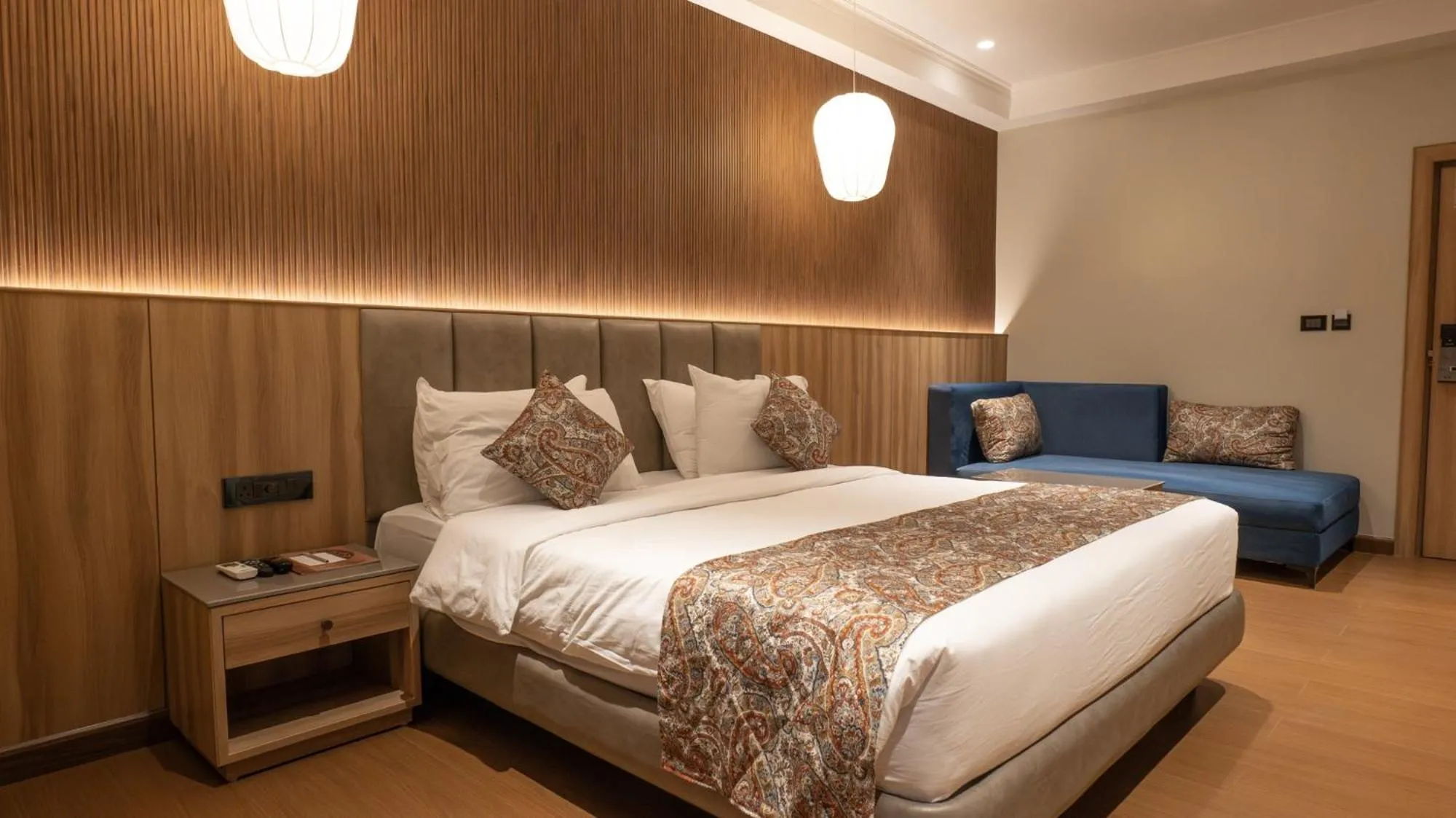 Bed in The Cindrella Hotel