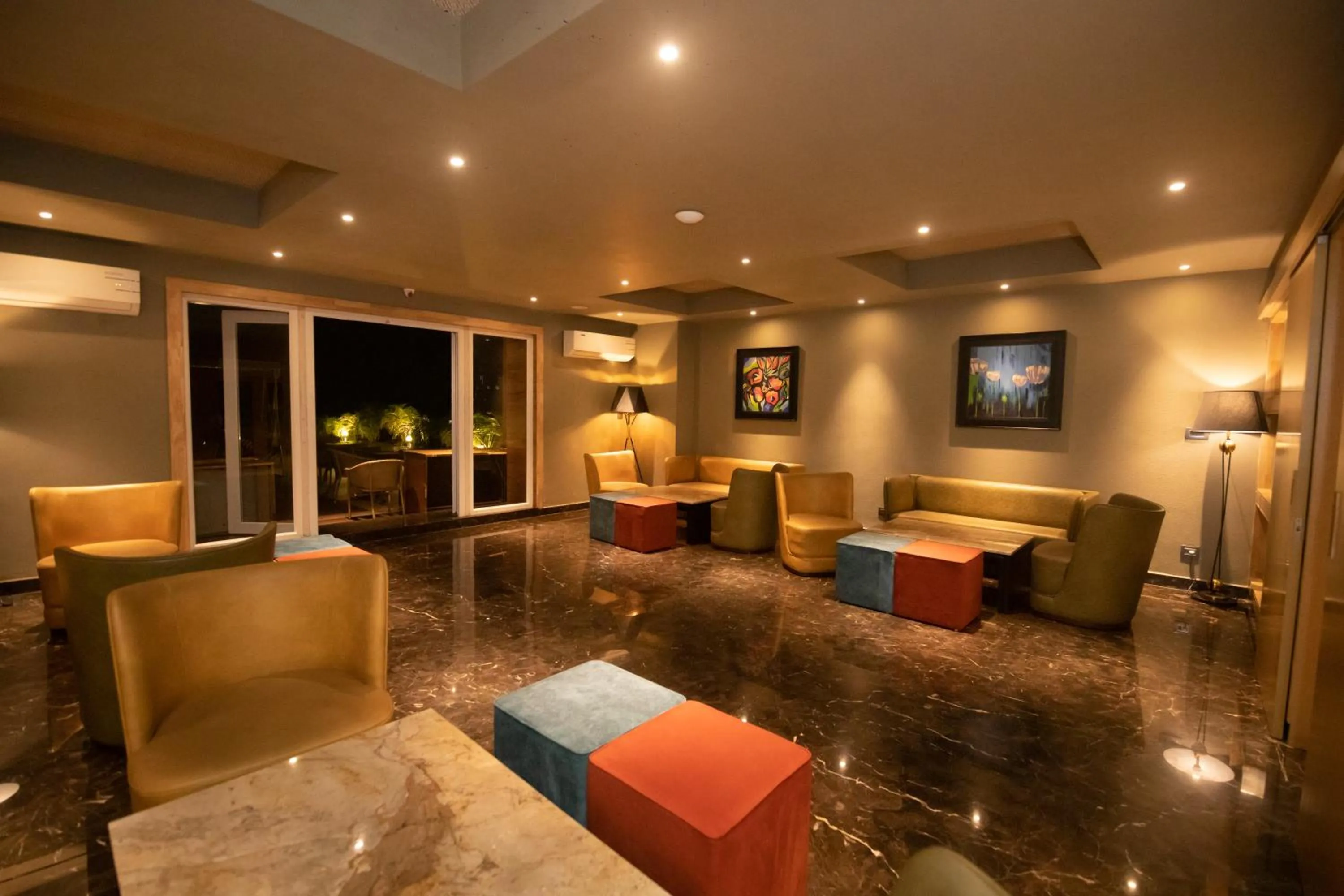 Lounge or bar in The Cindrella Hotel