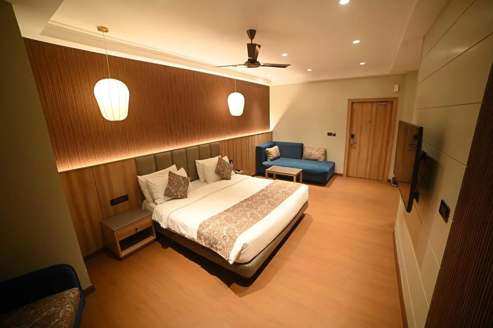 Bed in The Cindrella Hotel