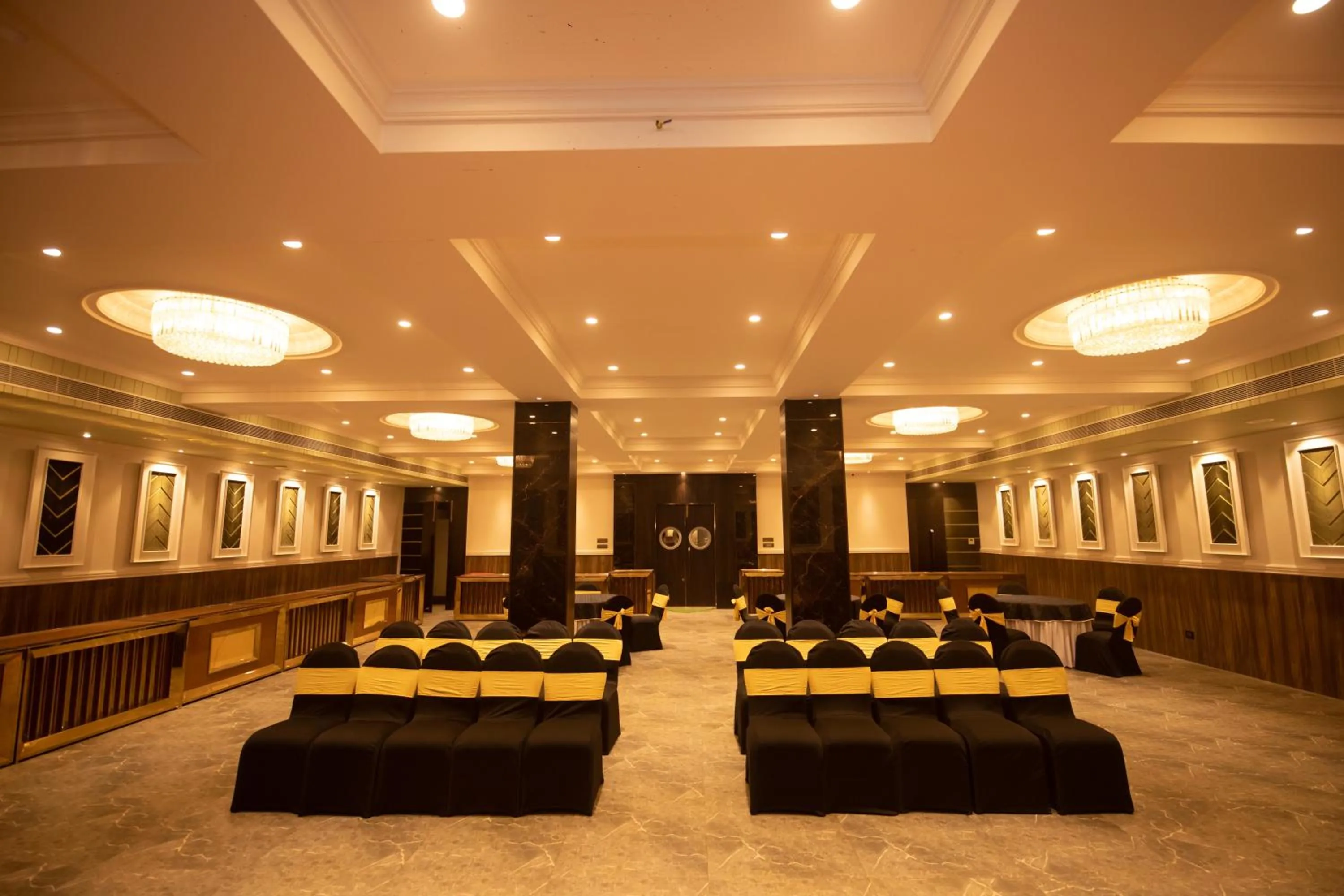 Banquet/Function facilities in The Cindrella Hotel