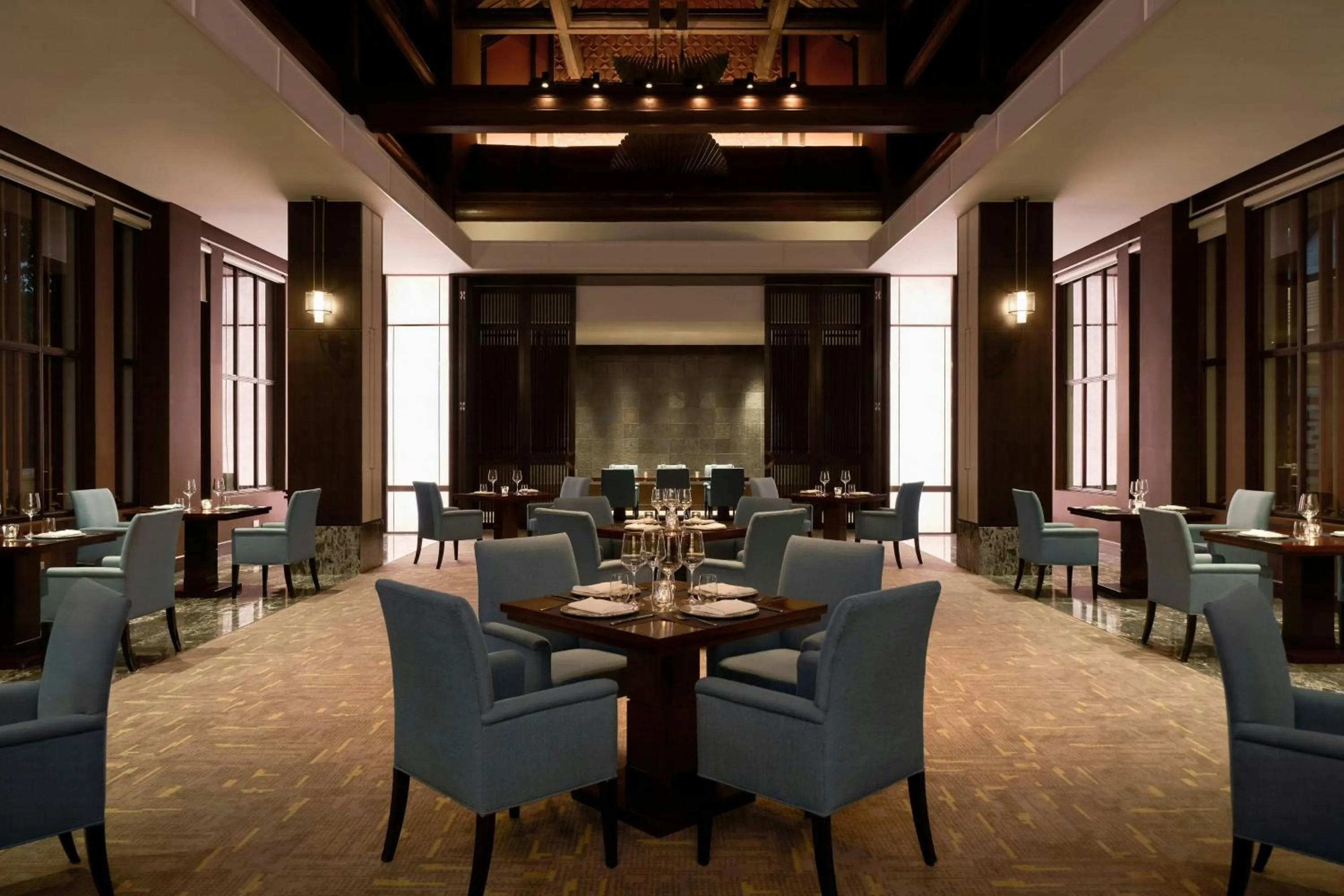 Restaurant/places to eat in Sheraton Hanoi Hotel