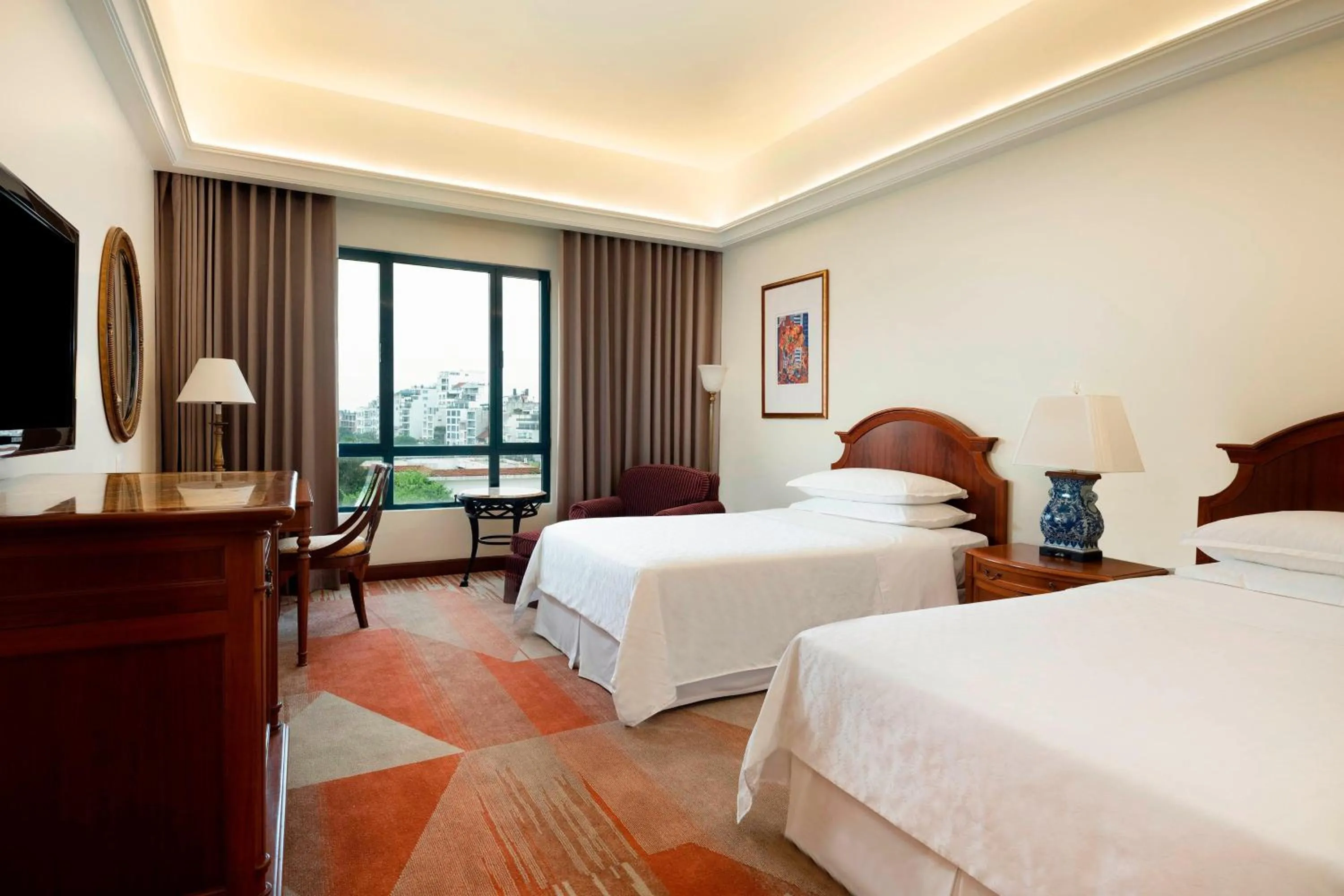 Photo of the whole room, Bed in Sheraton Hanoi Hotel