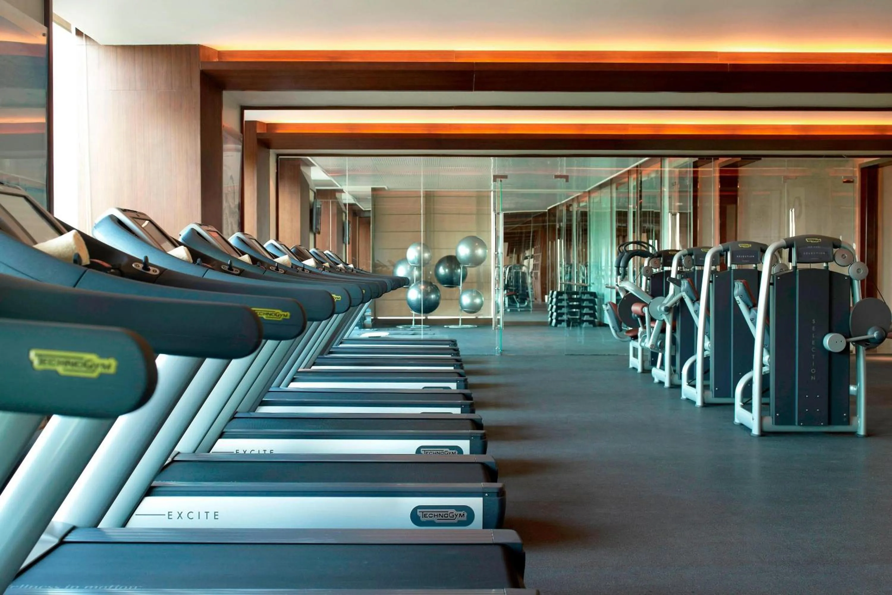 Fitness centre/facilities in The Westin Tianjin