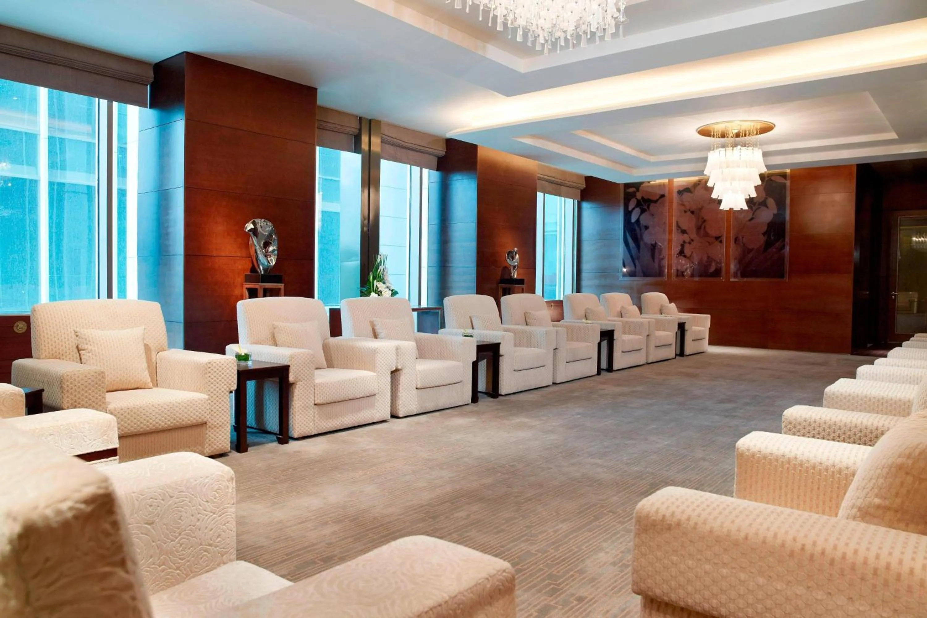 Lounge or bar in The Westin Tianjin