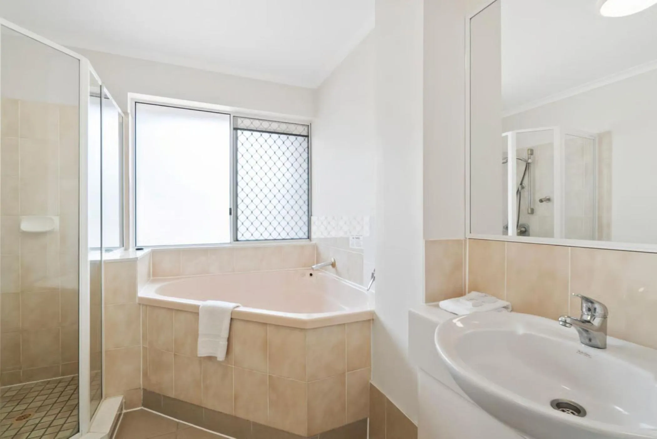 Bathroom in Markham Court